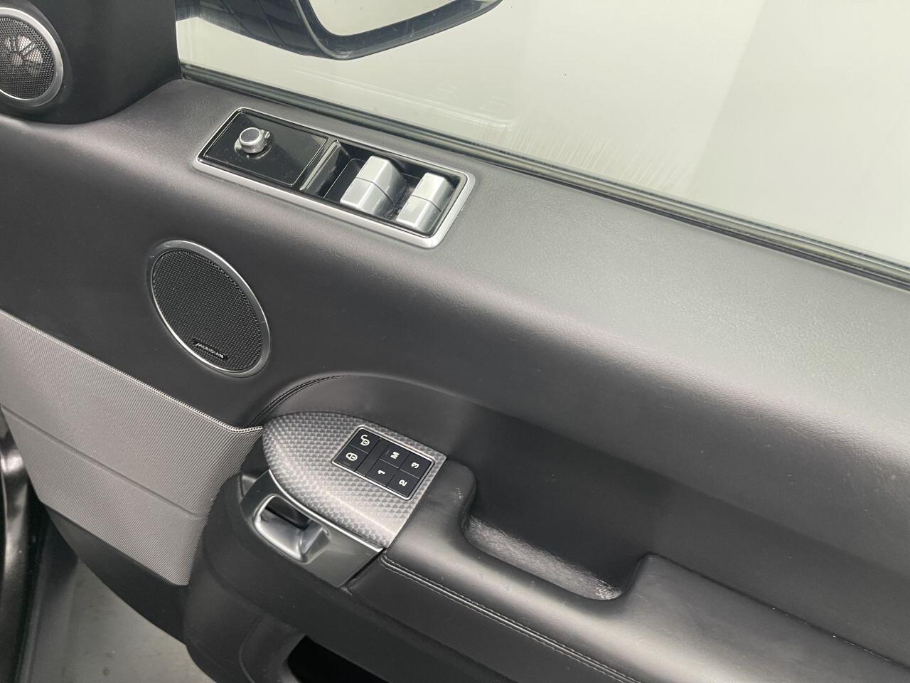 Land Rover RANGE ROVER SPORT - Image 18