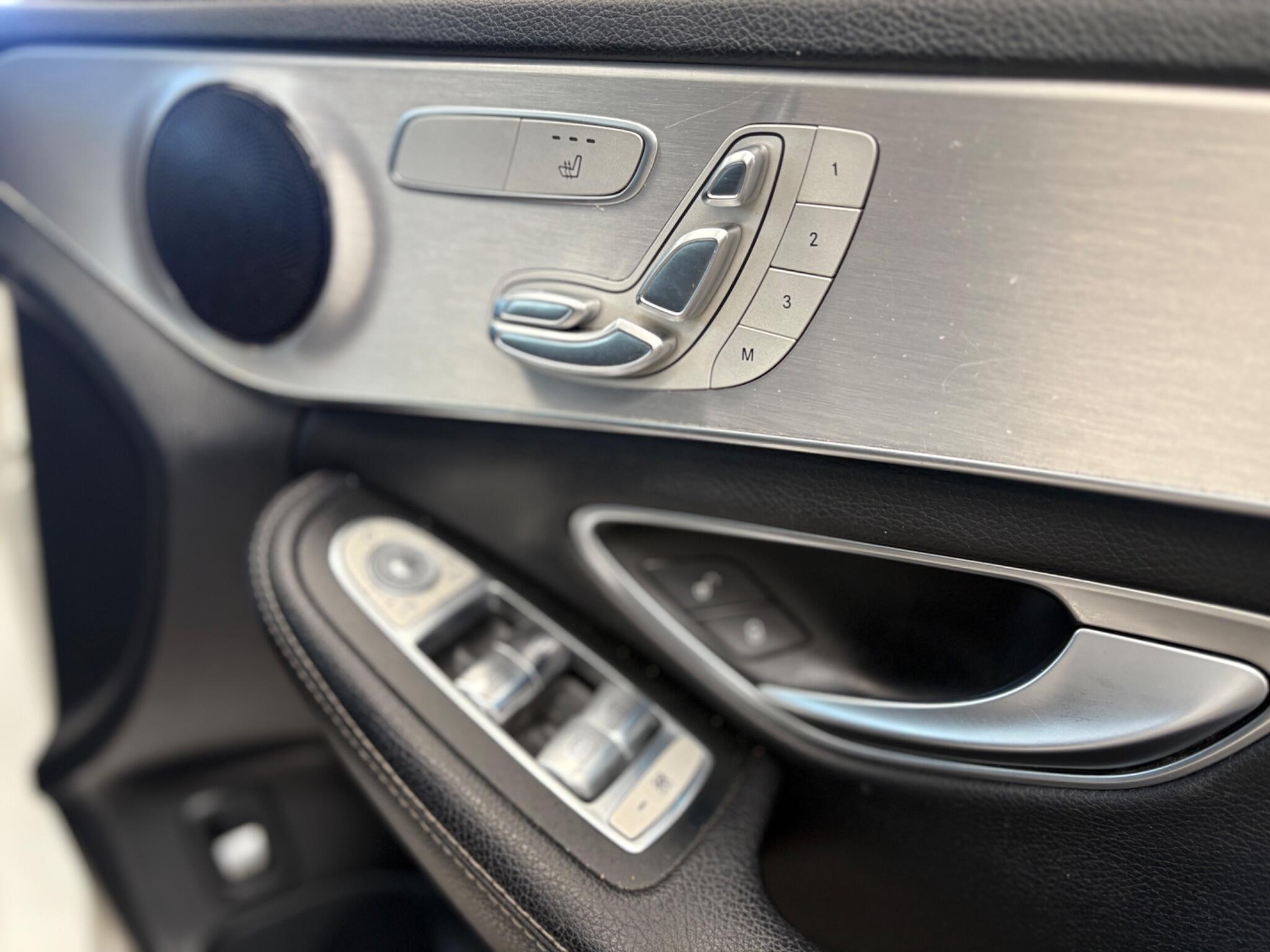 Mercedes C Class - Image 12