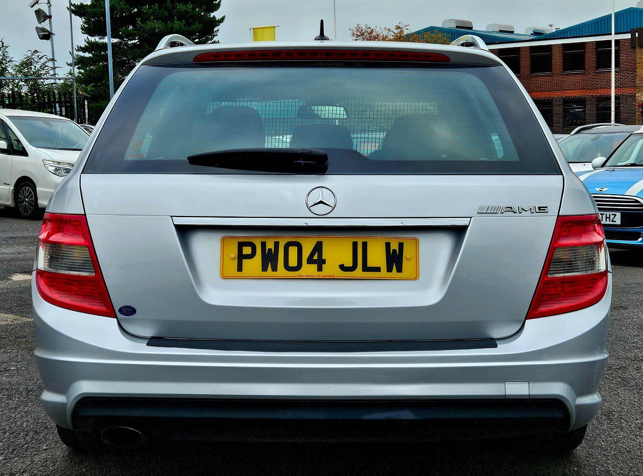 Mercedes C Class - Image 12