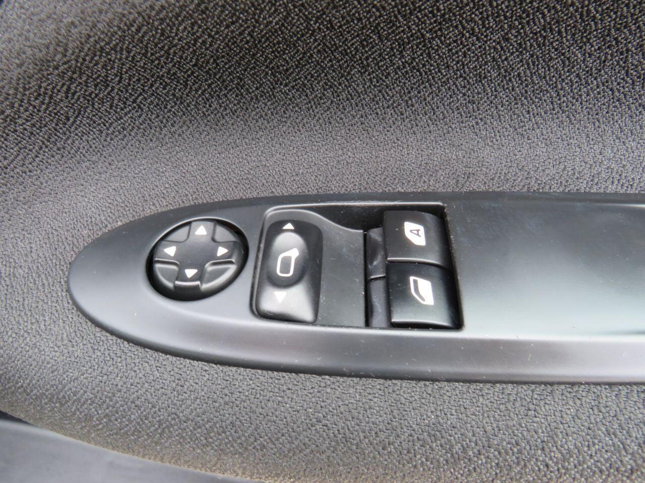 DS AUTOMOBILES DS 3 - Image 19
