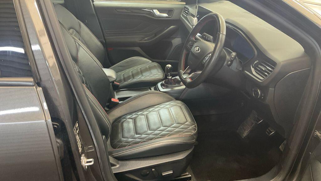 Ford Focus - Image 3