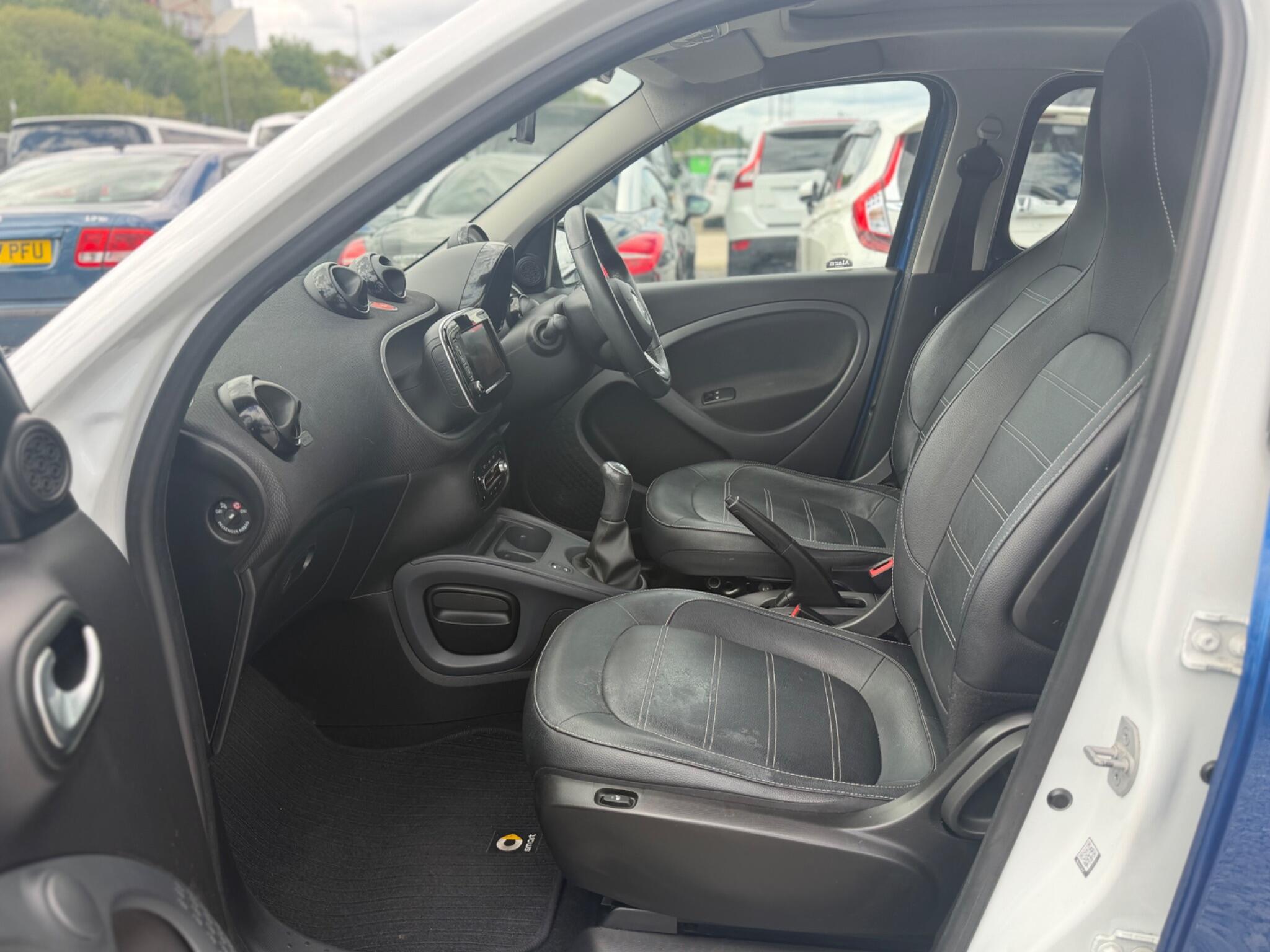 Smart Forfour - Image 28