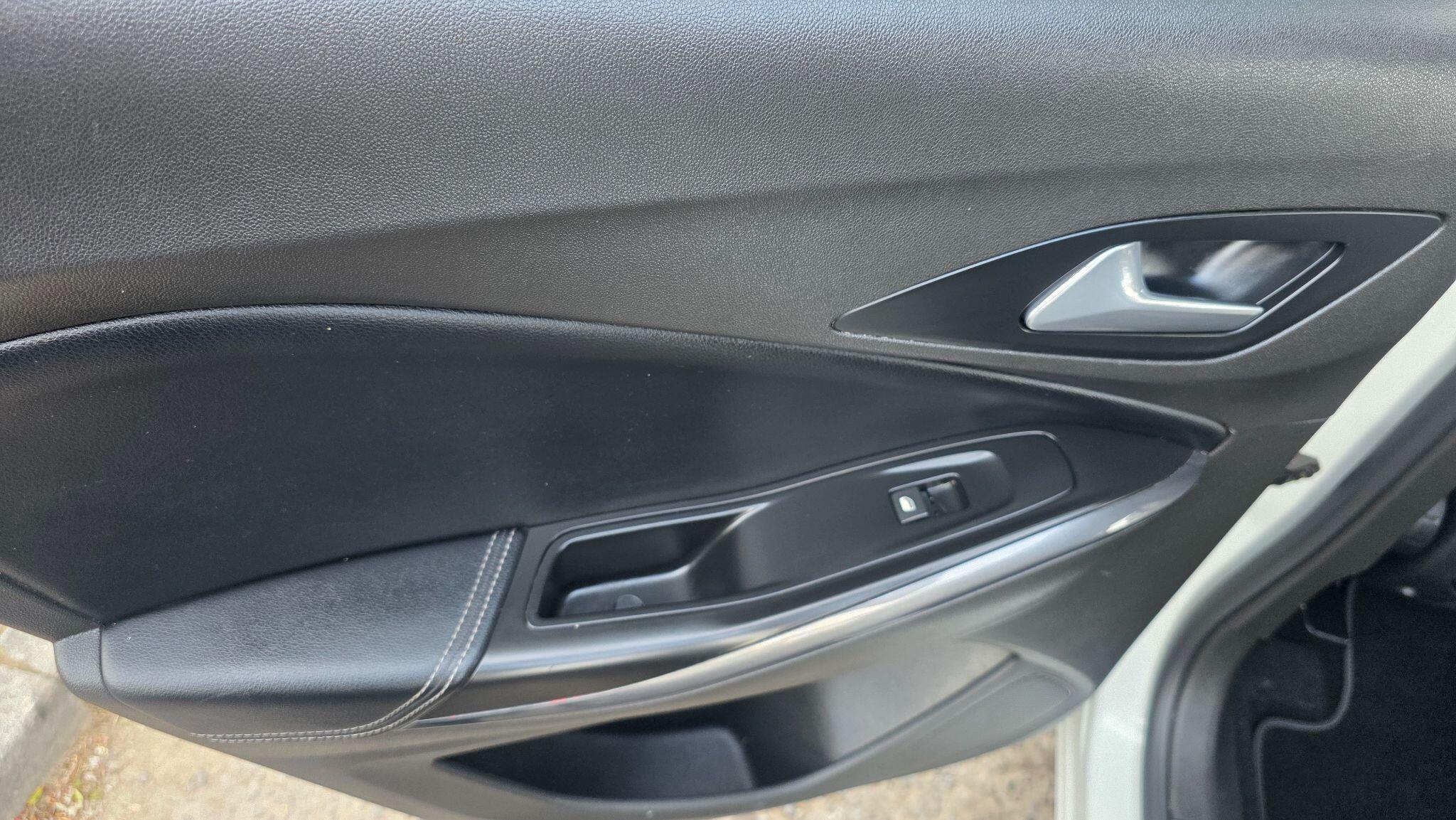 Vauxhall Grandland X - Image 44