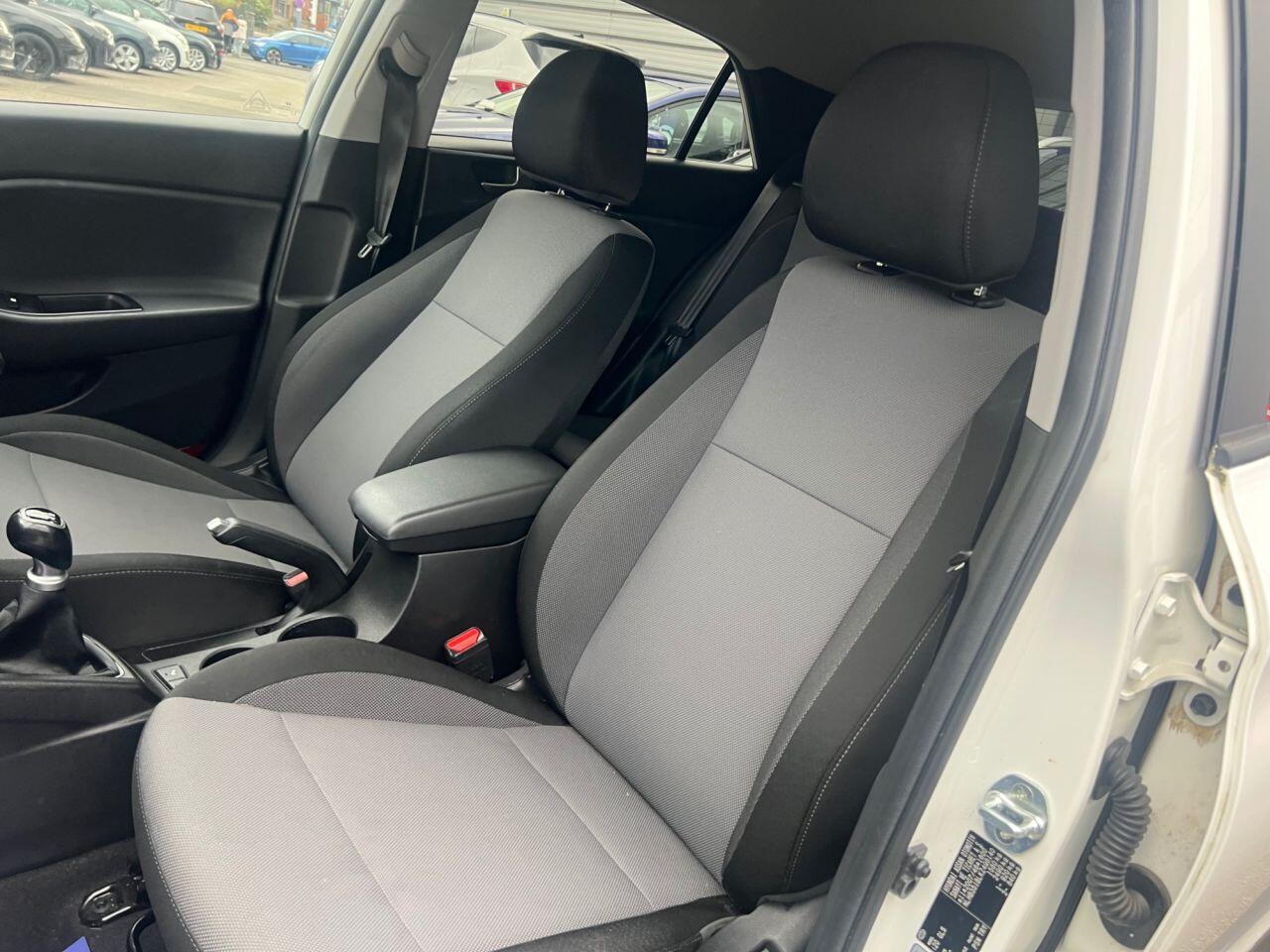 Hyundai i20 - Image 15