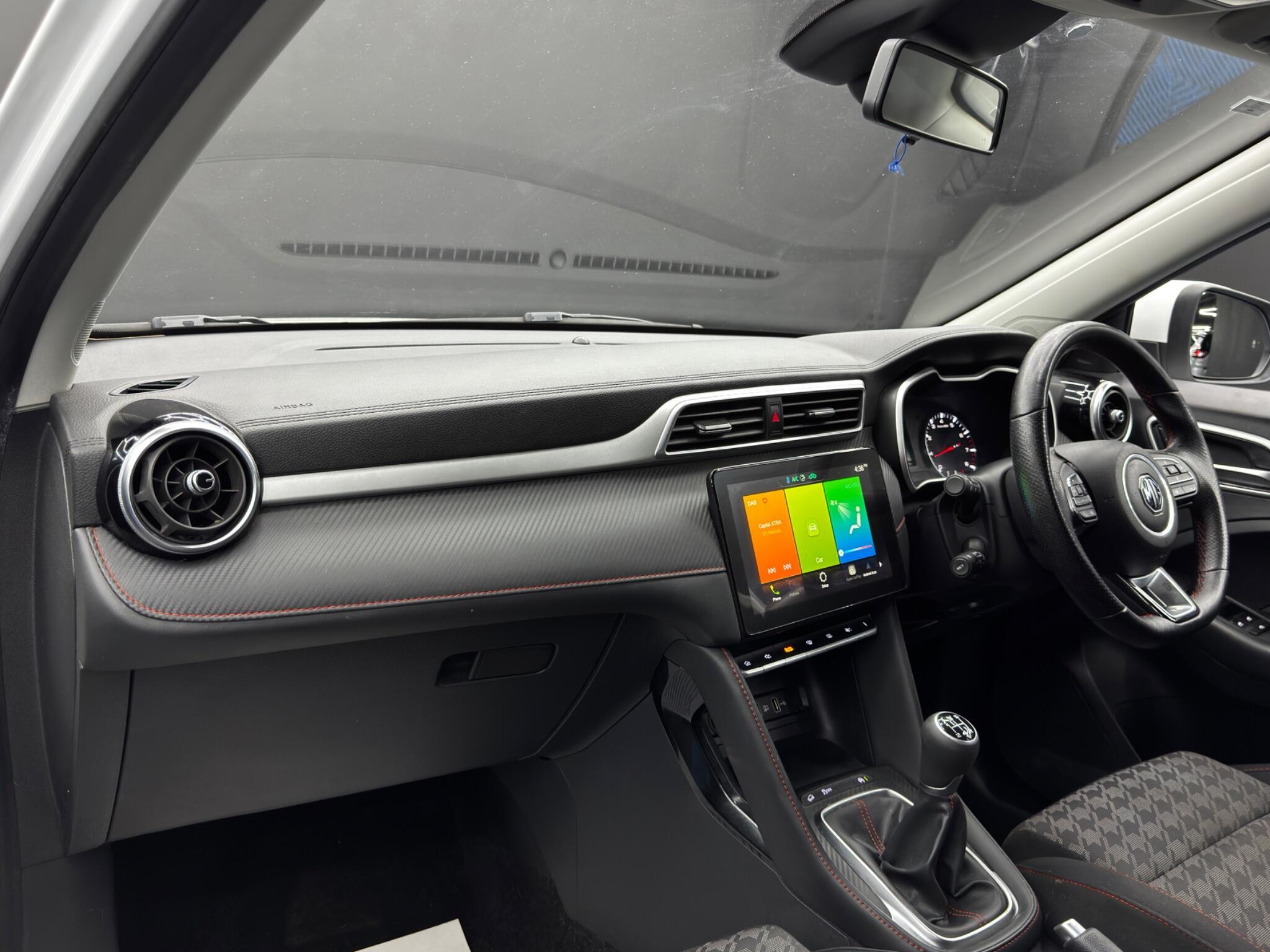 MG MG ZS - Image 11