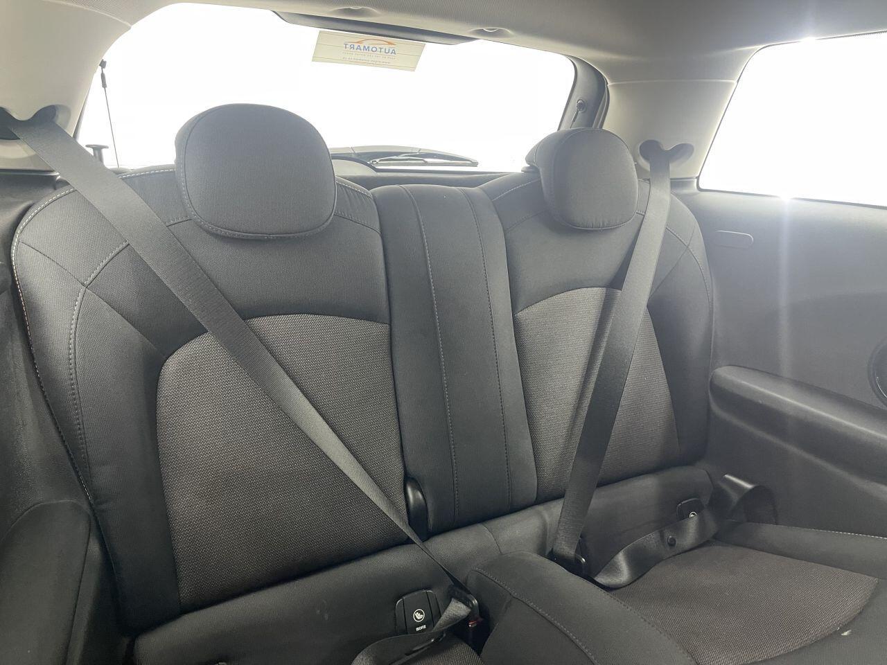 MINI Hatch - Image 17