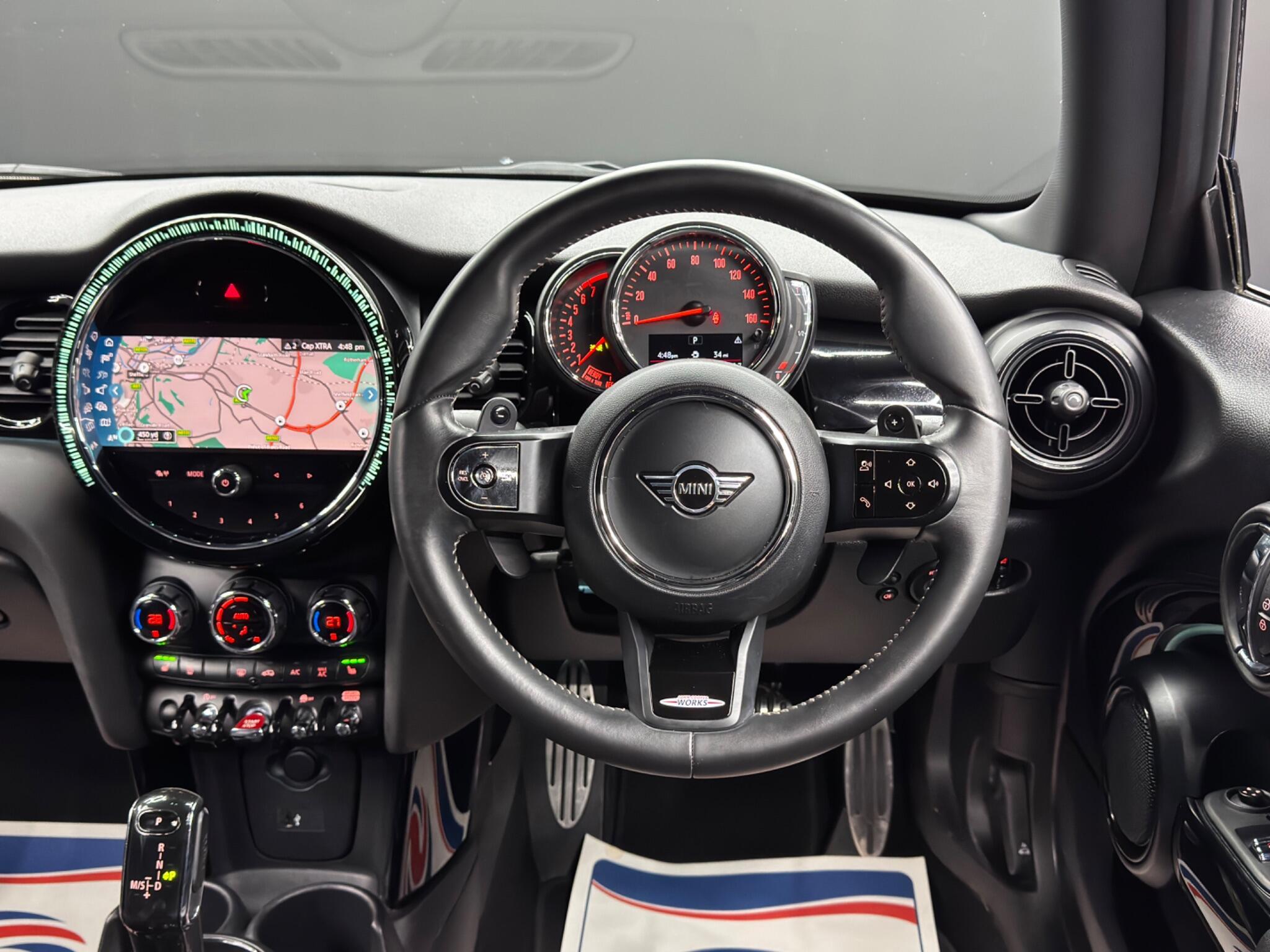 MINI Hatch - Image 17