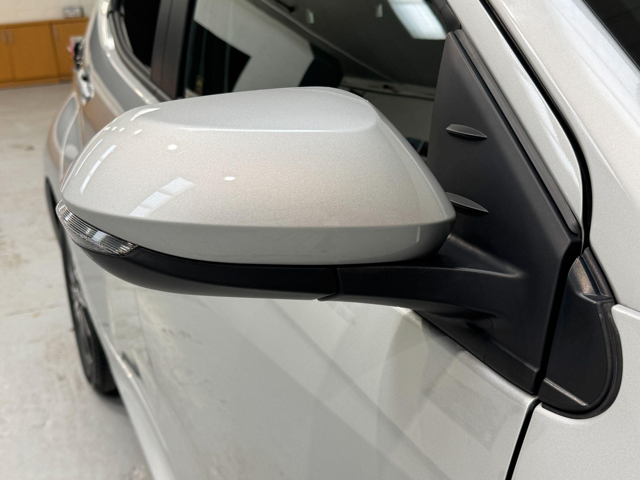 Toyota Yaris - Image 67