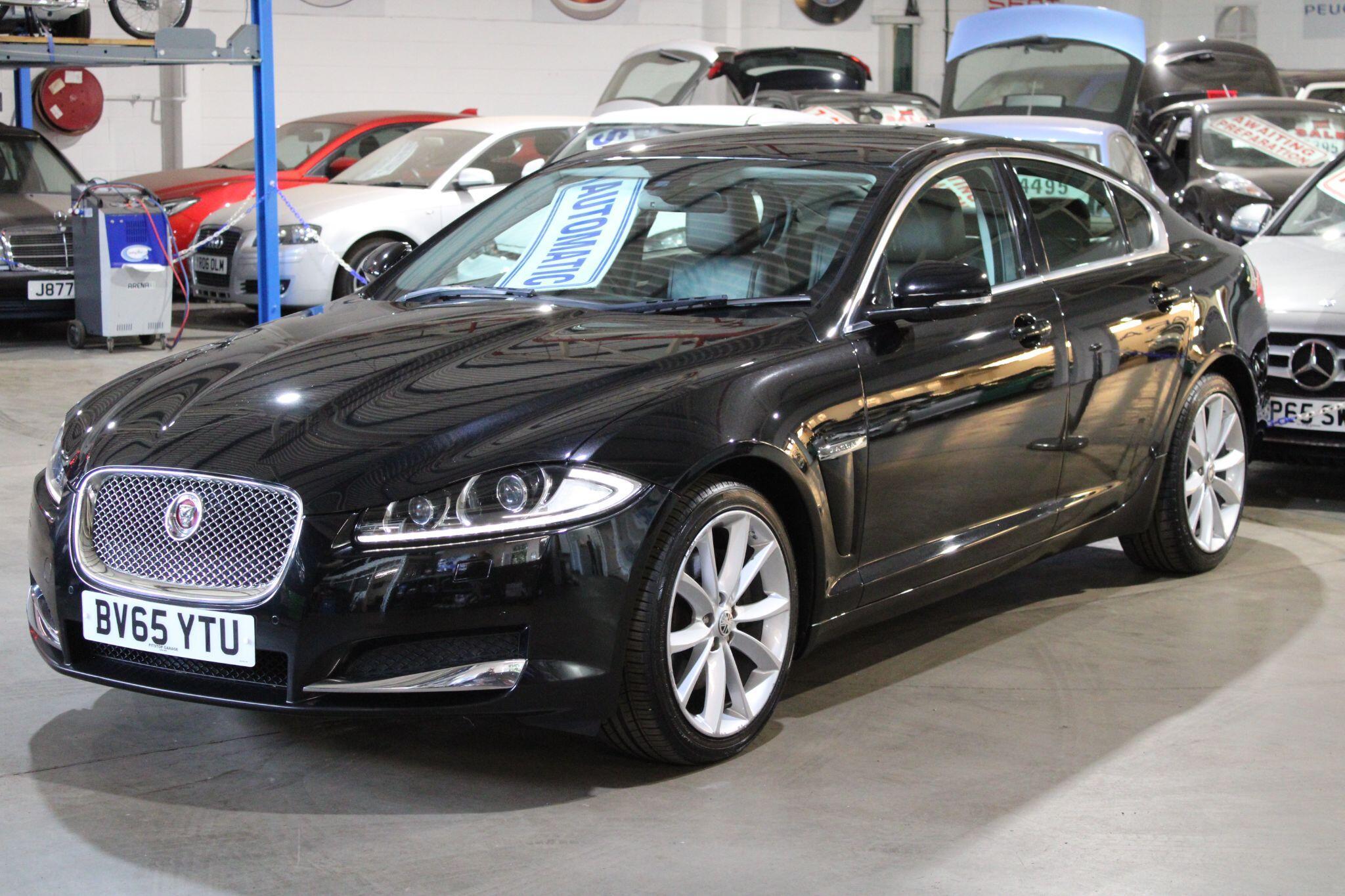 Jaguar XF - Image 17