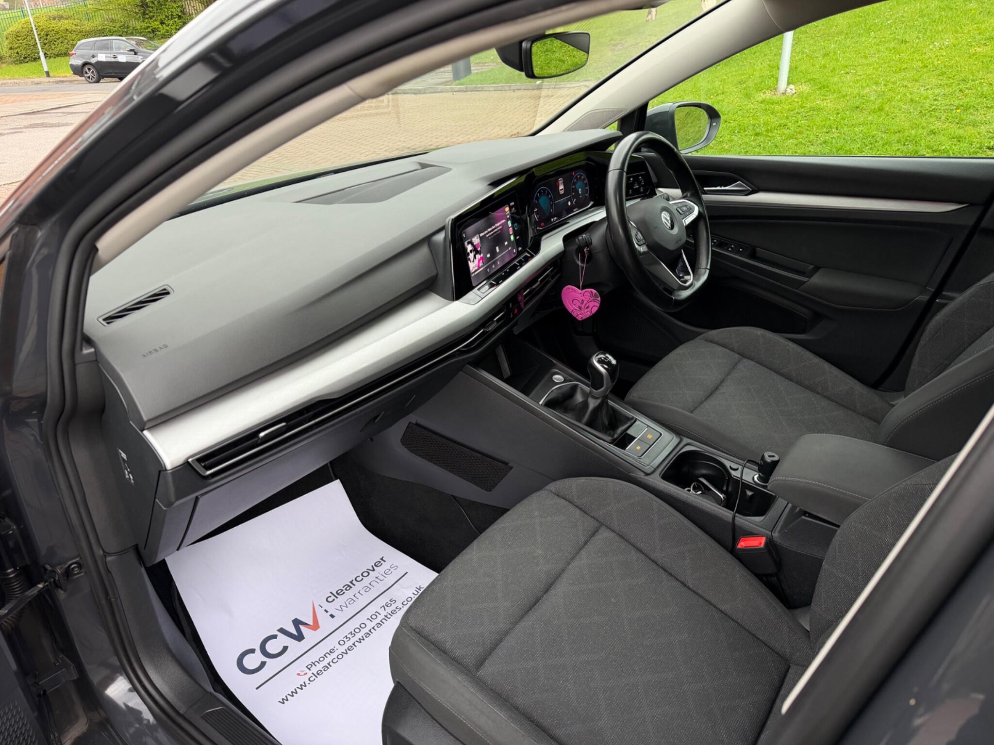 Volkswagen Golf - Image 39