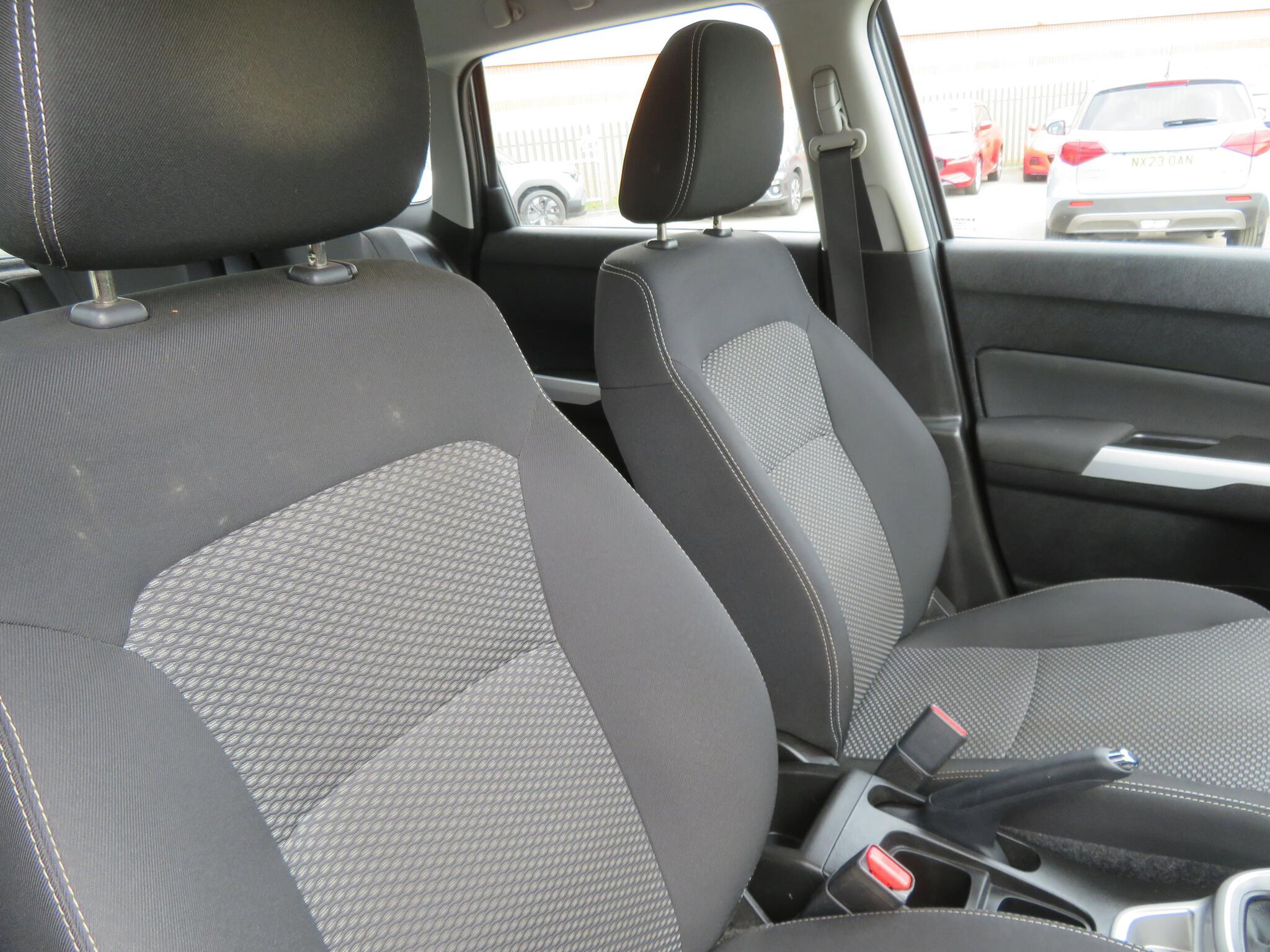 Suzuki Vitara - Image 14