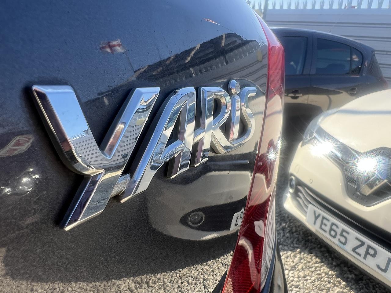 Toyota Yaris - Image 9