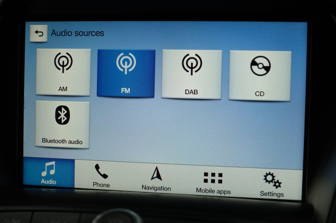 Ford Kuga - Image 37