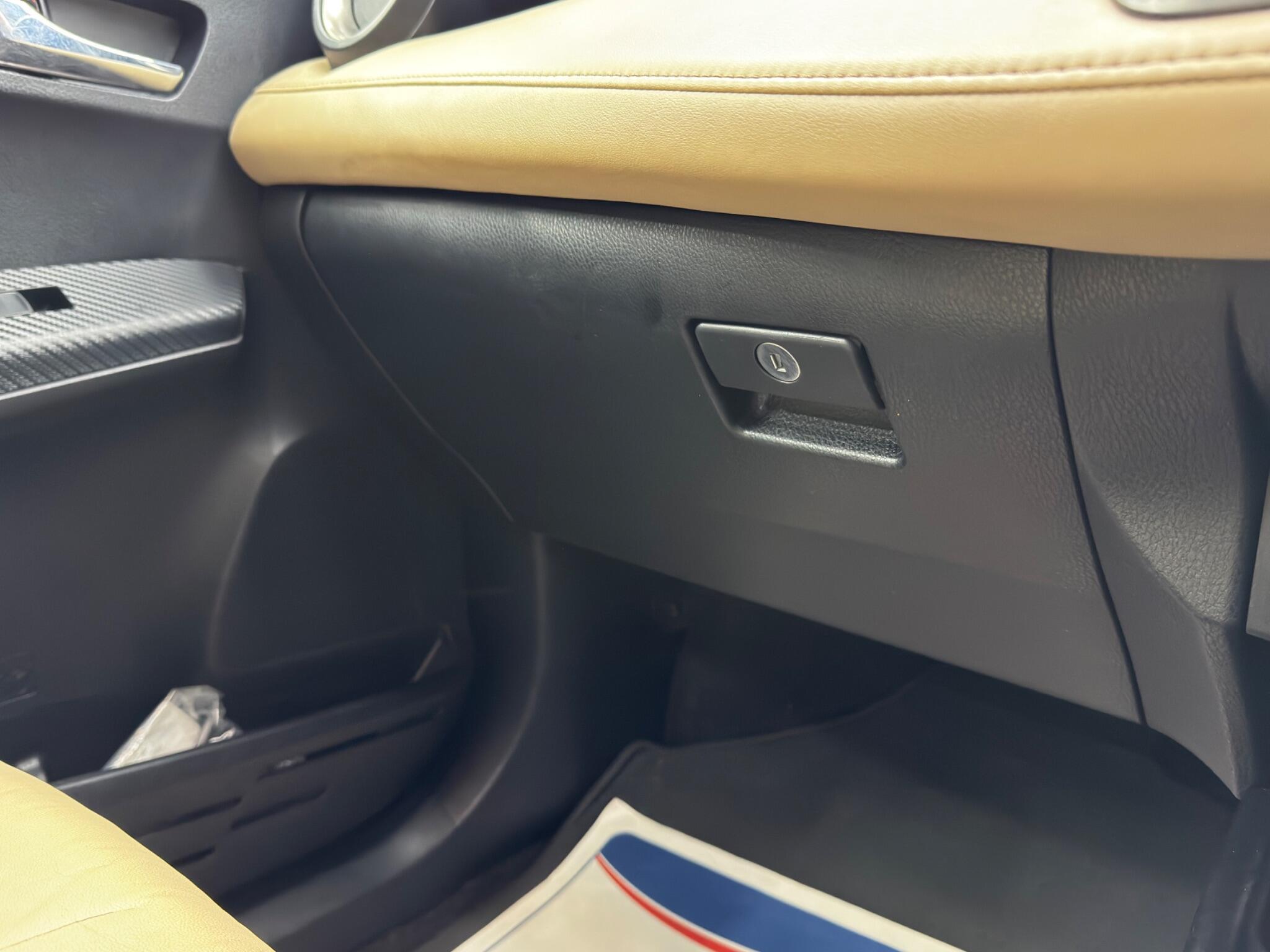 Toyota RAV4 - Image 34