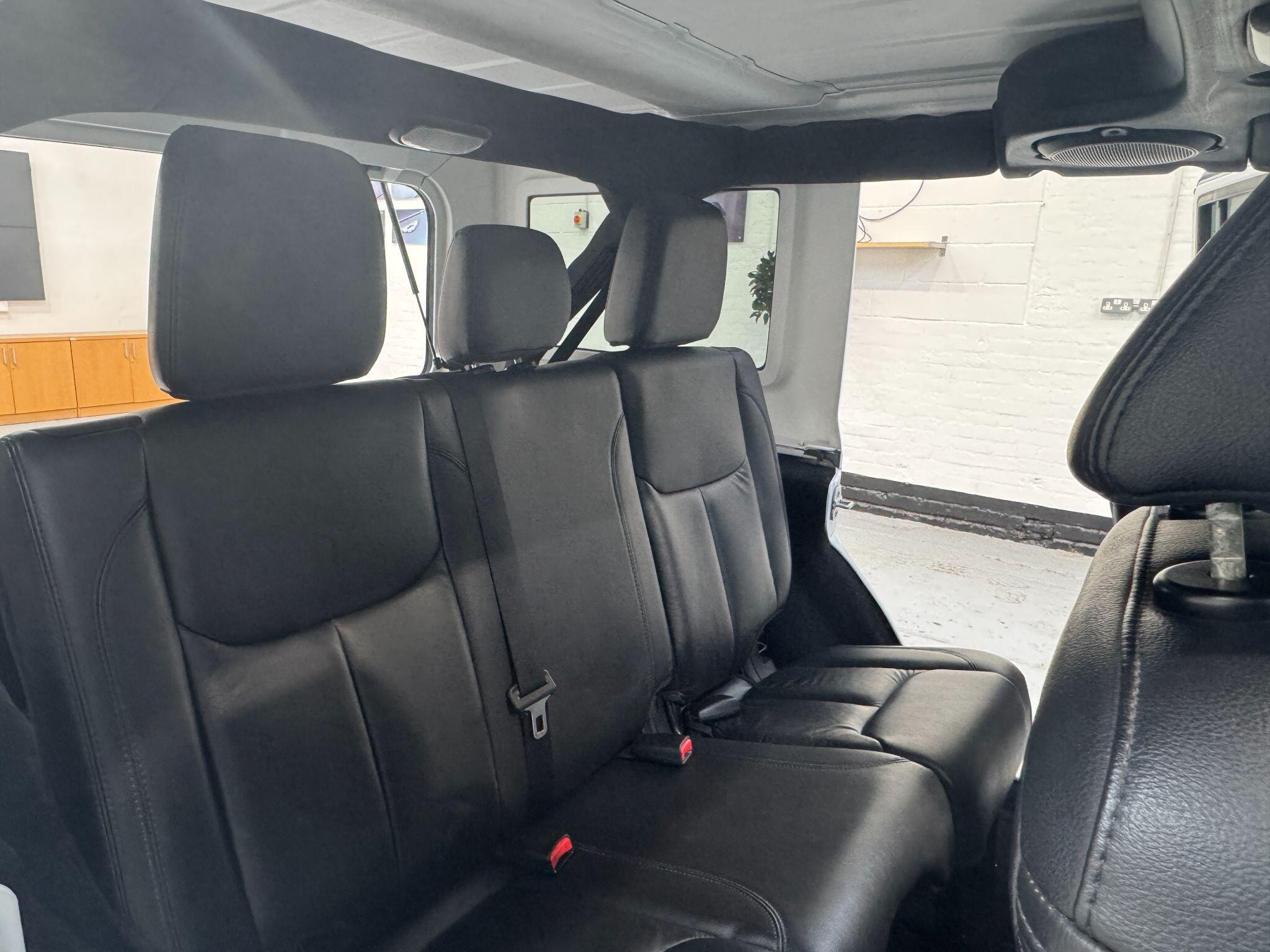 Jeep Wrangler - Image 86