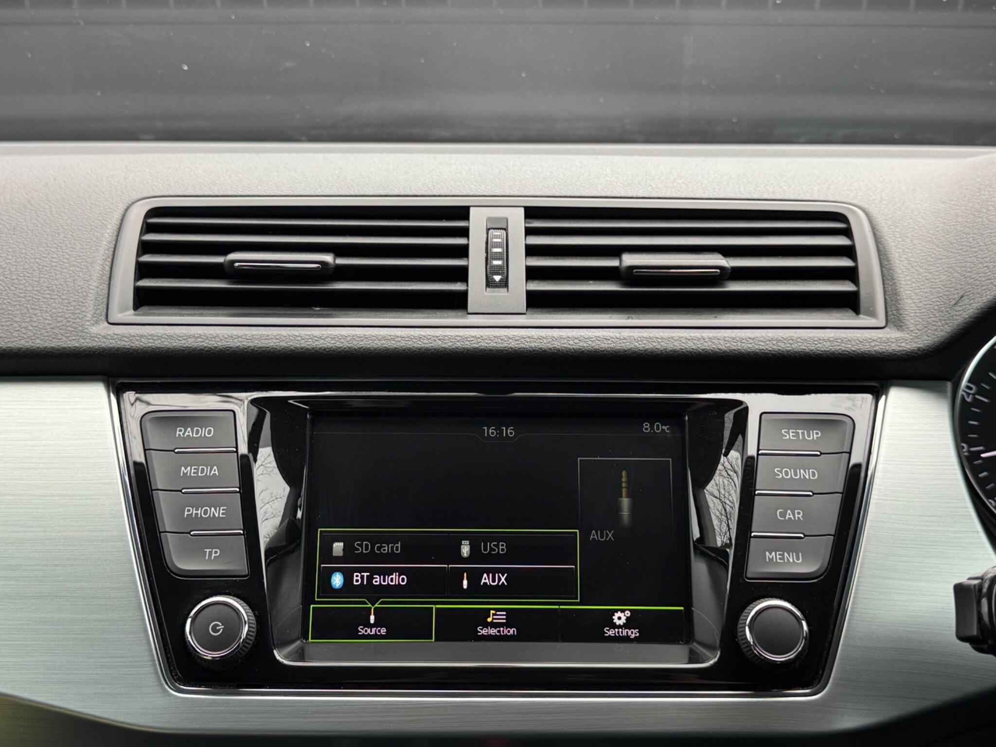 Skoda Fabia - Image 35