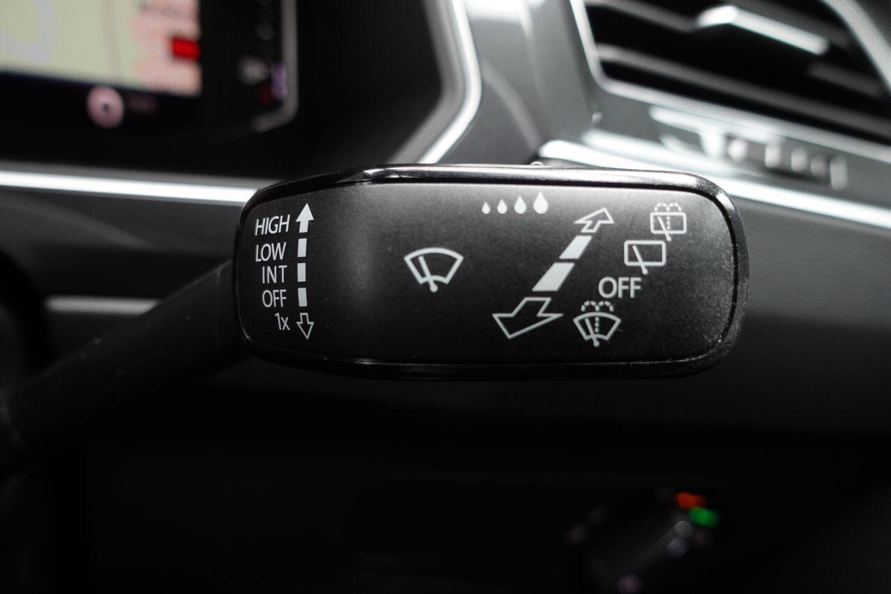 Volkswagen Tiguan - Image 33