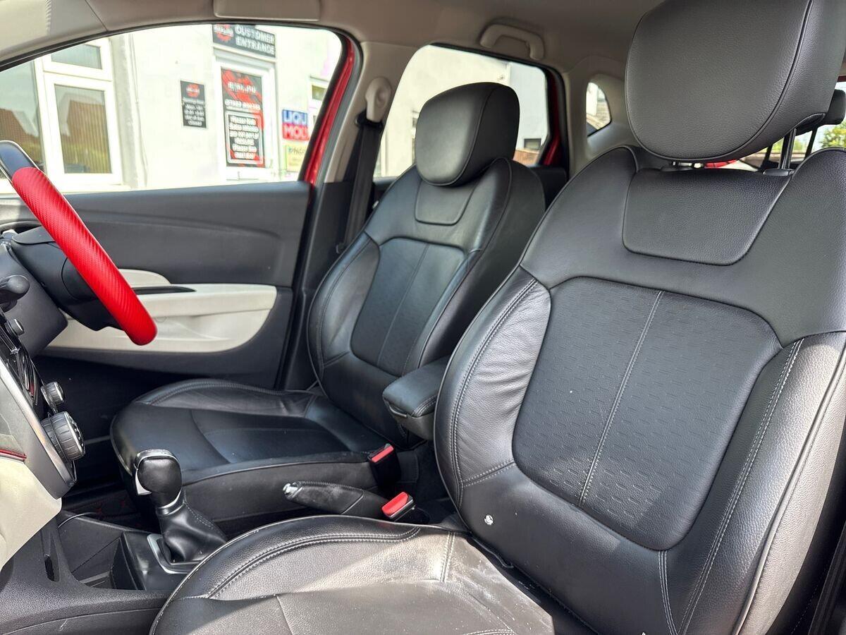 Renault Captur - Image 20