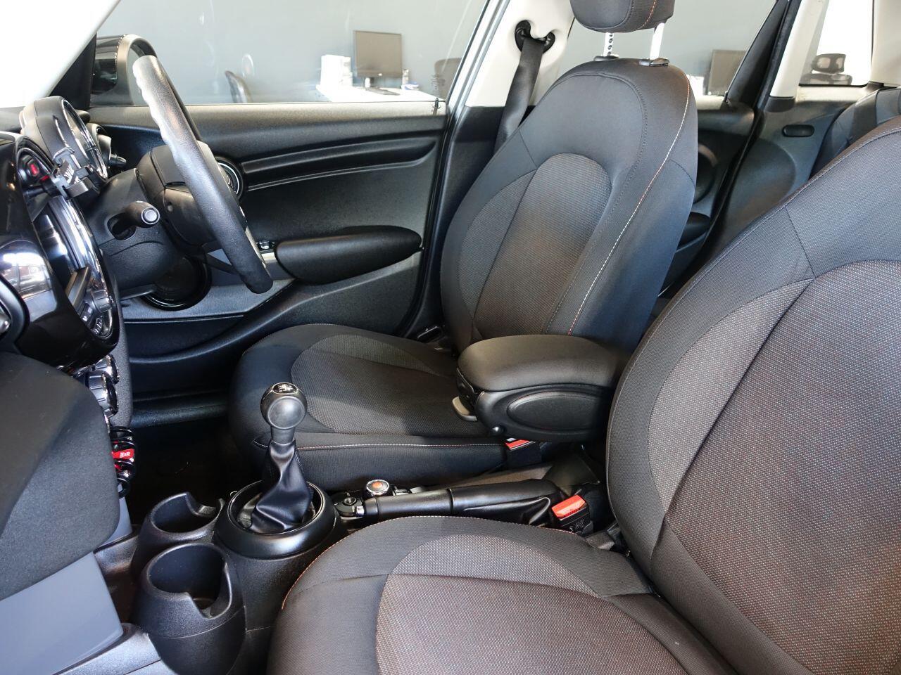 MINI Hatch - Image 12