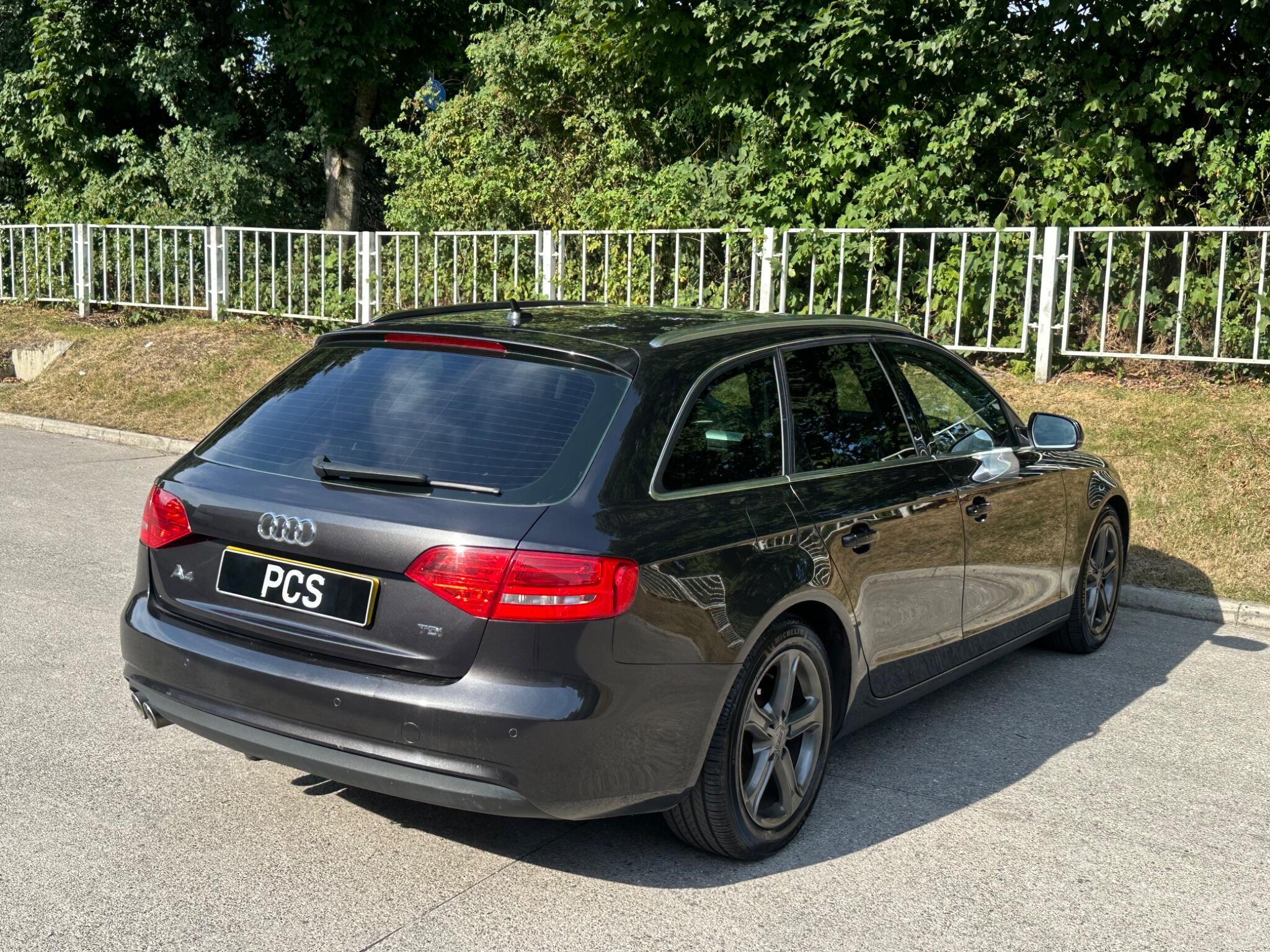 Audi A4 Avant - Image 13