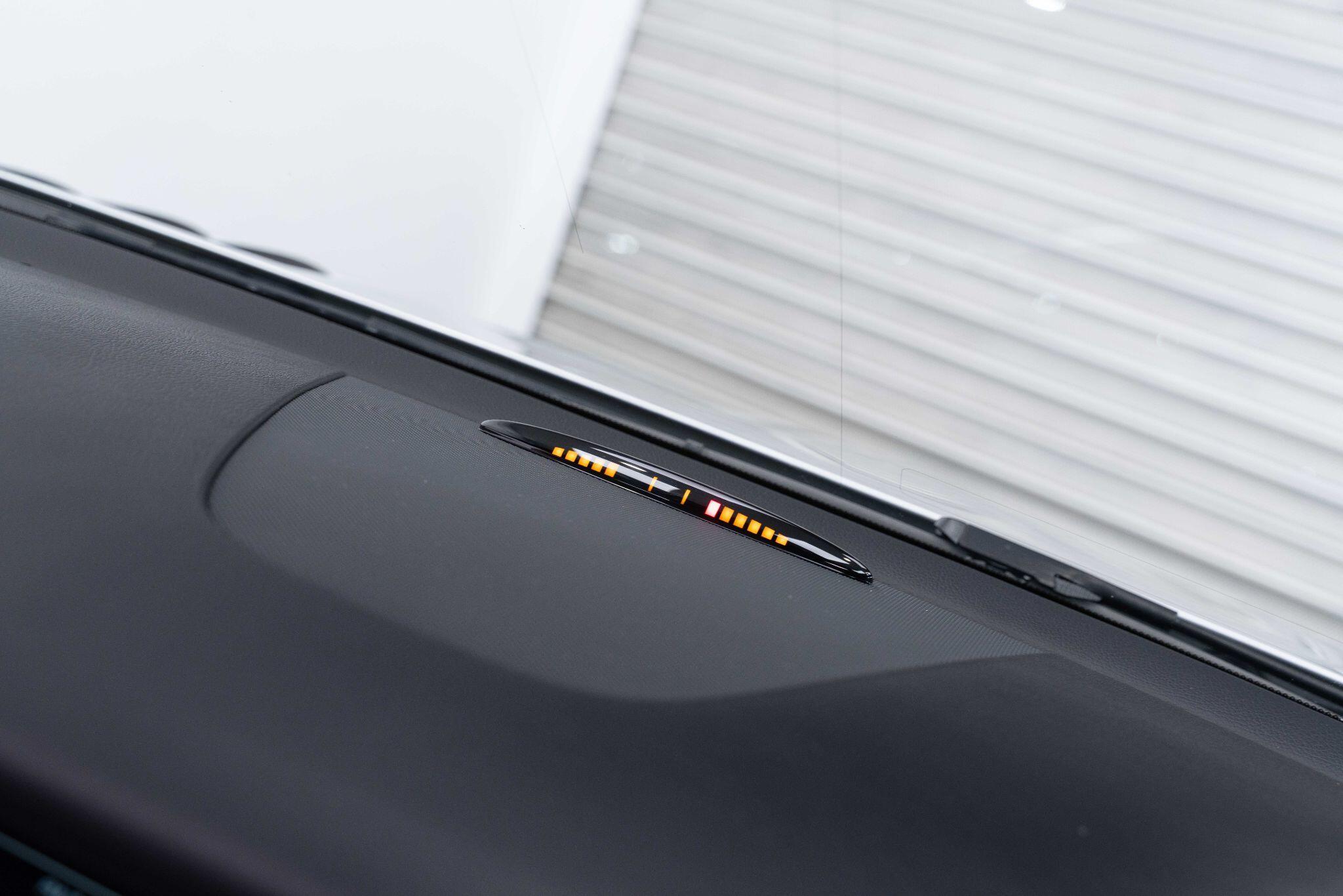 Mercedes SLC - Image 32