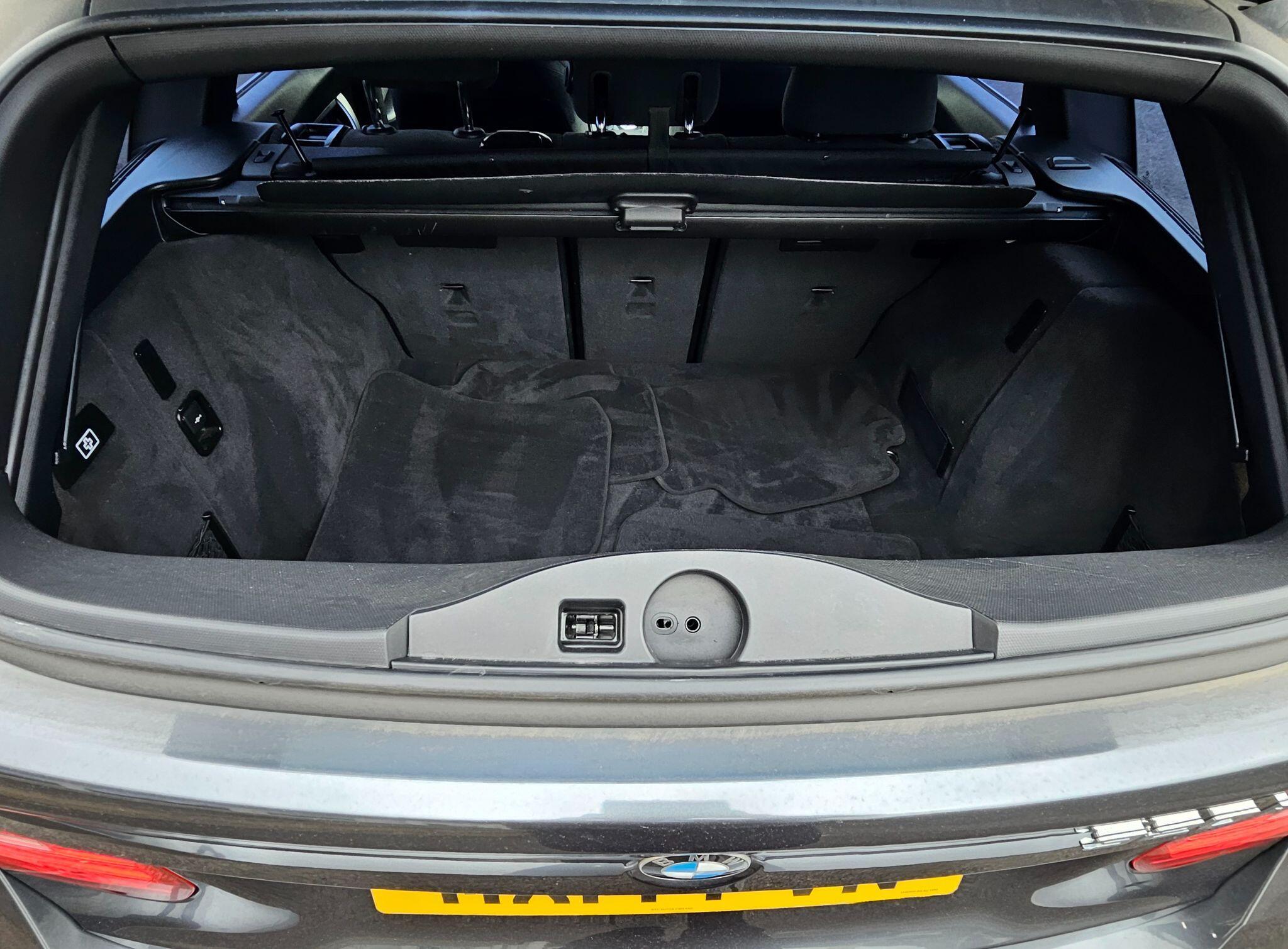 BMW 3 Series - Image 22