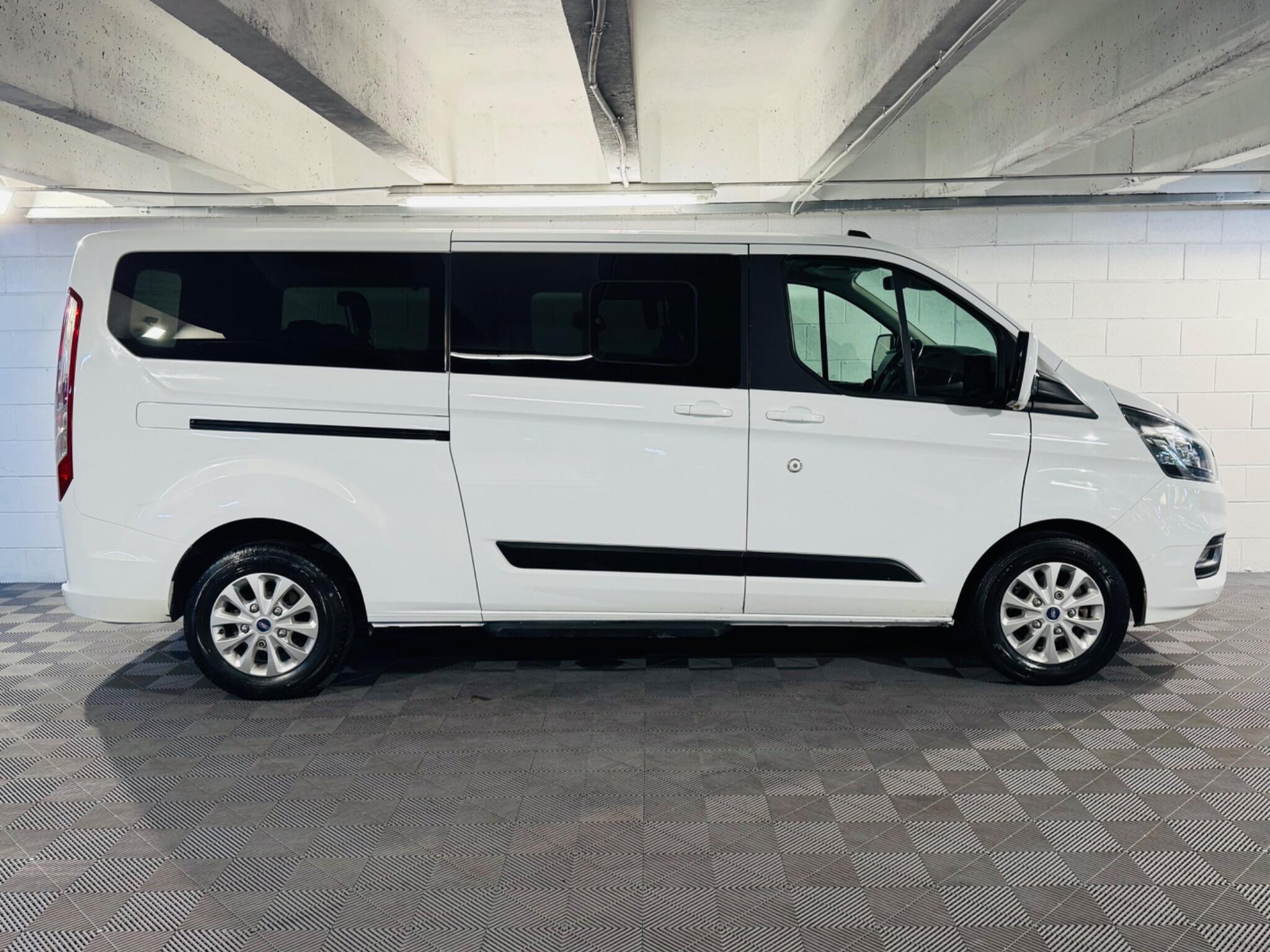 Ford TOURNEO CUSTOM - Image 5