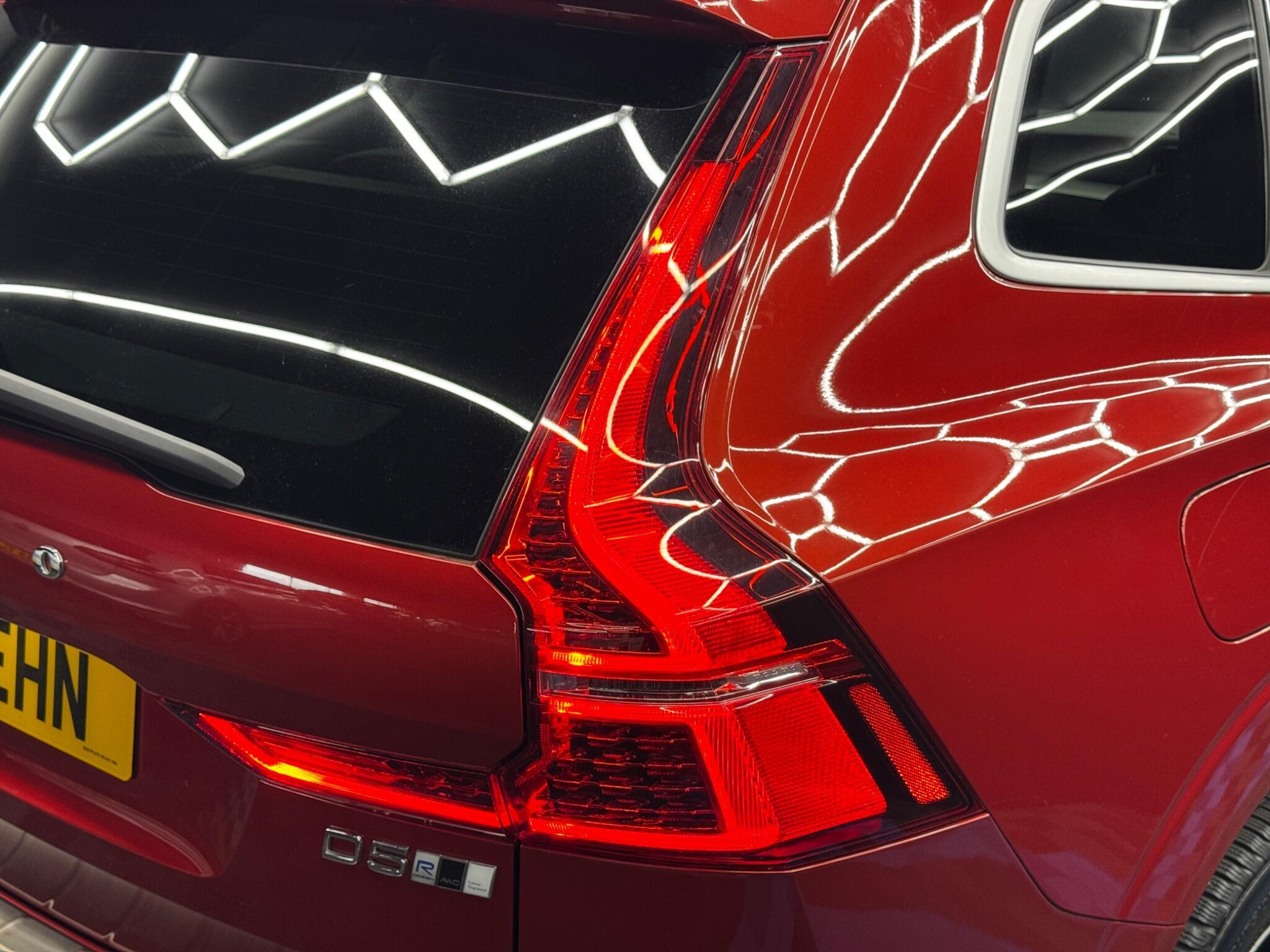 Volvo XC60 - Image 40