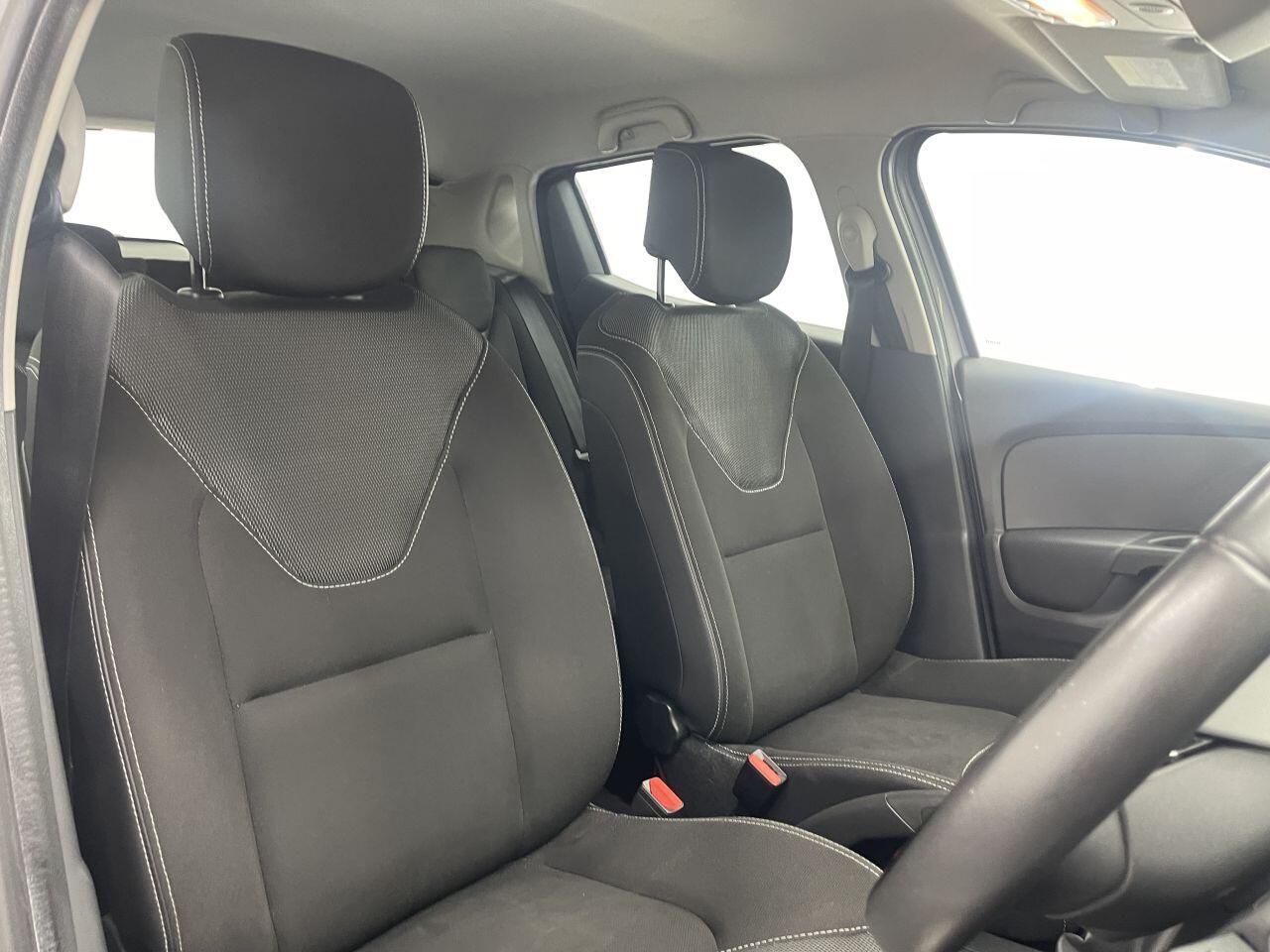 Renault Clio - Image 3