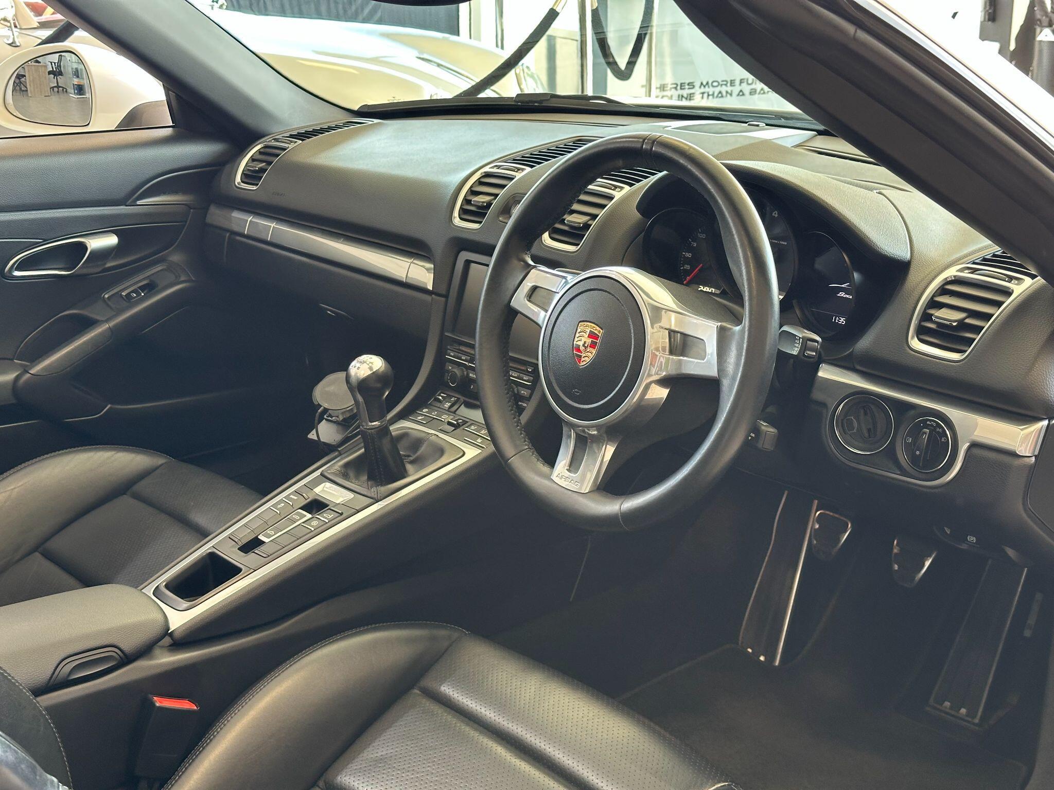 Porsche Boxster - Image 4