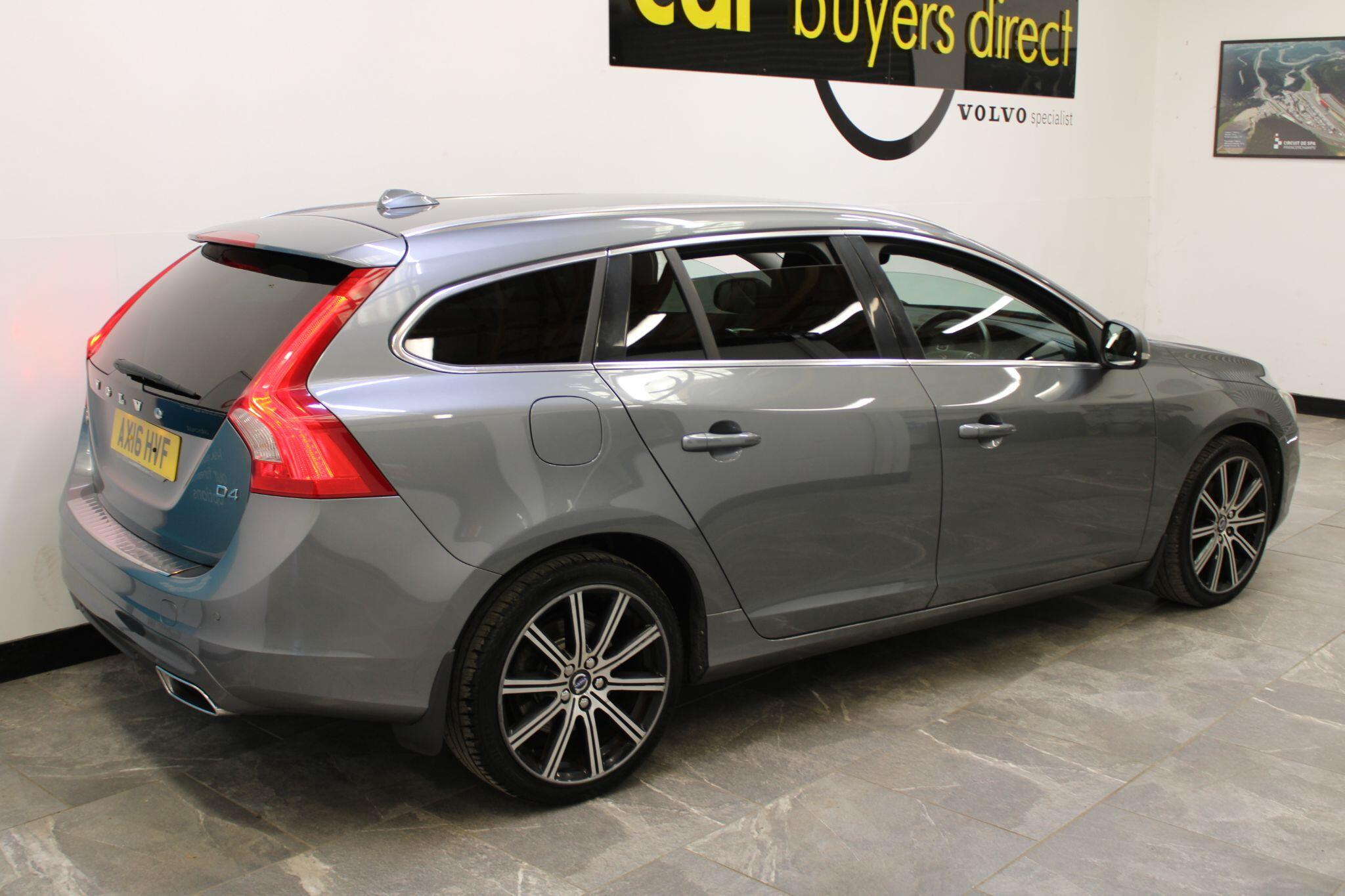 Volvo V60 - Image 4