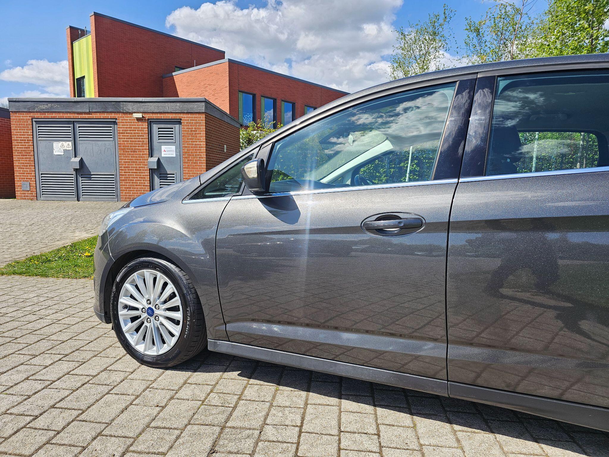 Ford C-MAX - Image 13