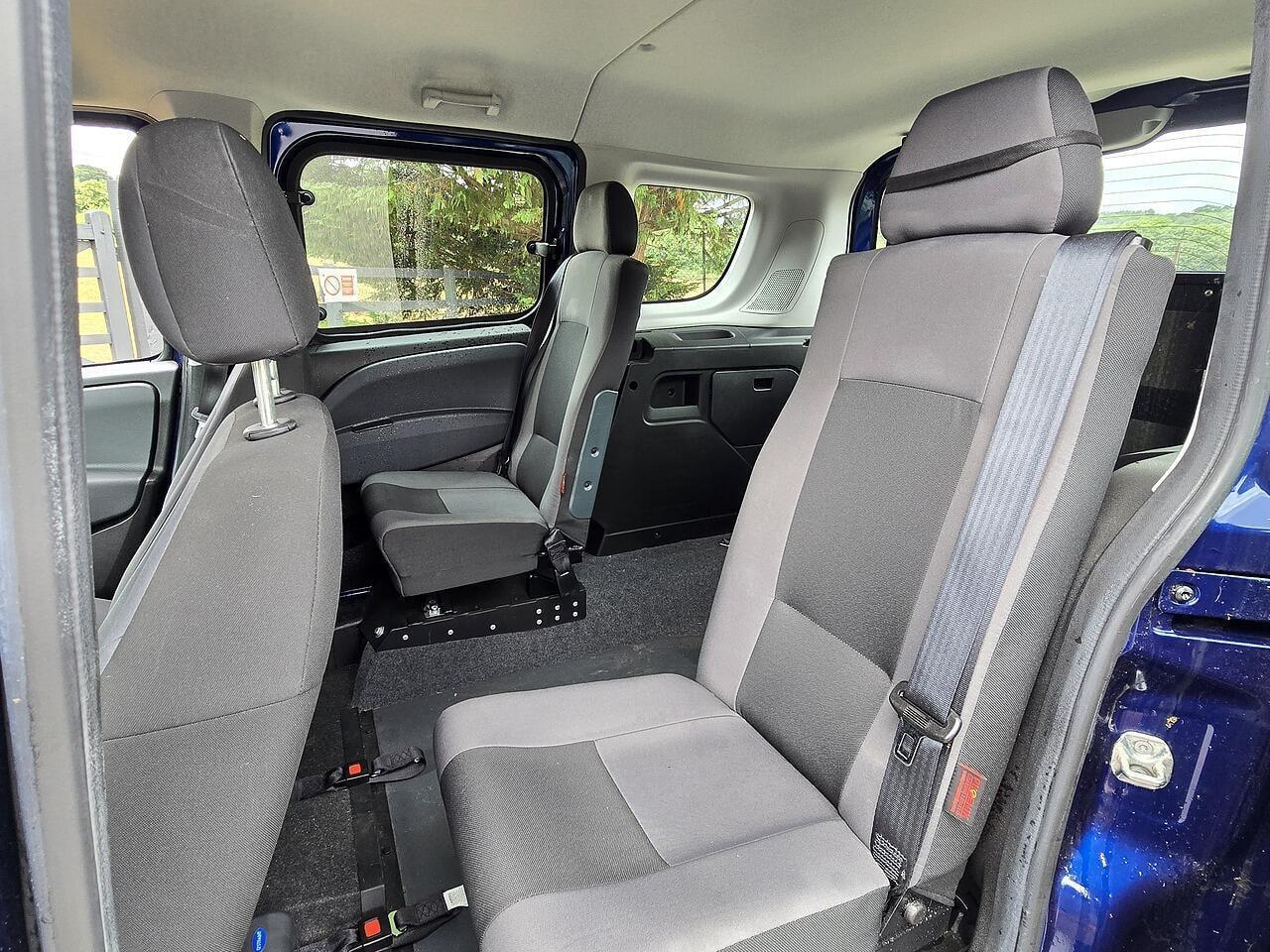 Fiat Doblo - Image 11