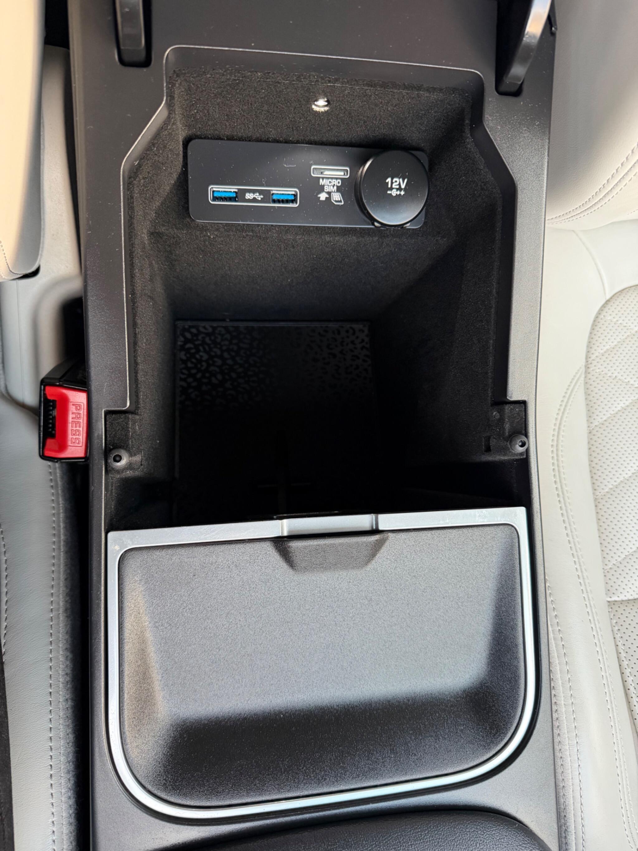 Jaguar E-Pace - Image 71