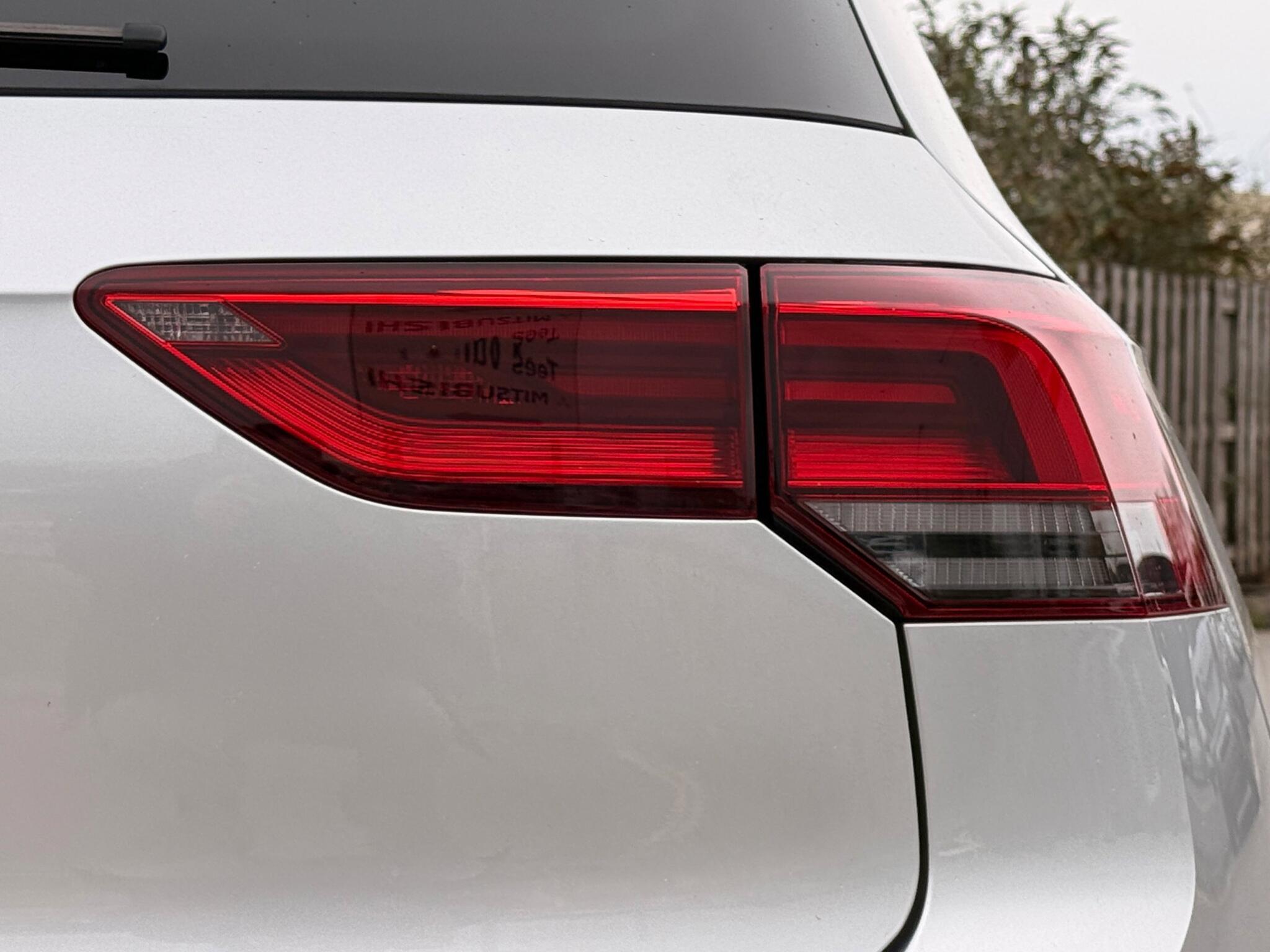 Volkswagen Golf - Image 7