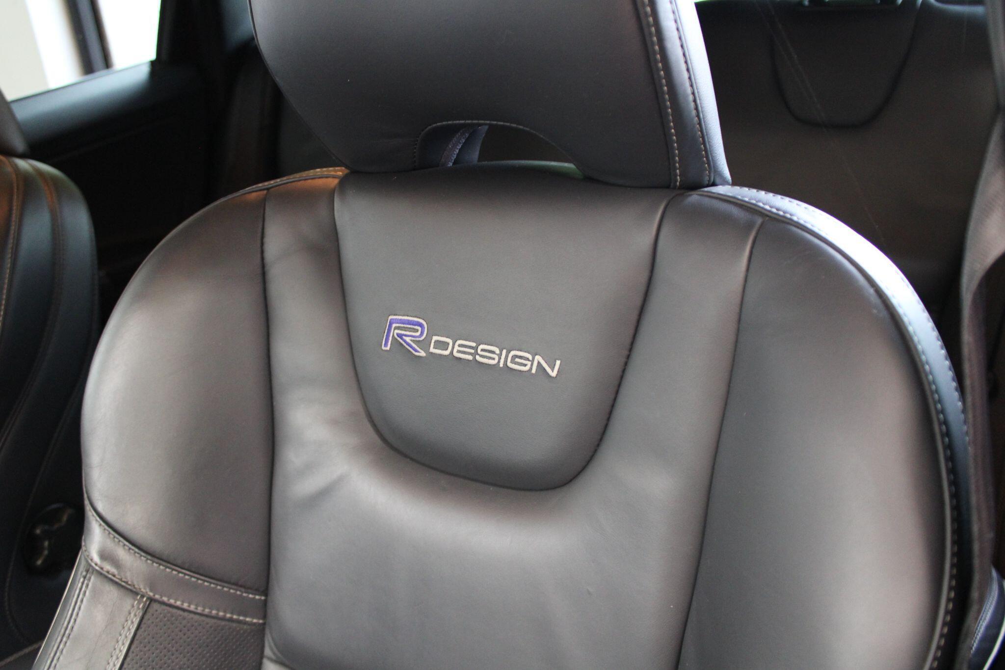 Volvo XC60 - Image 32