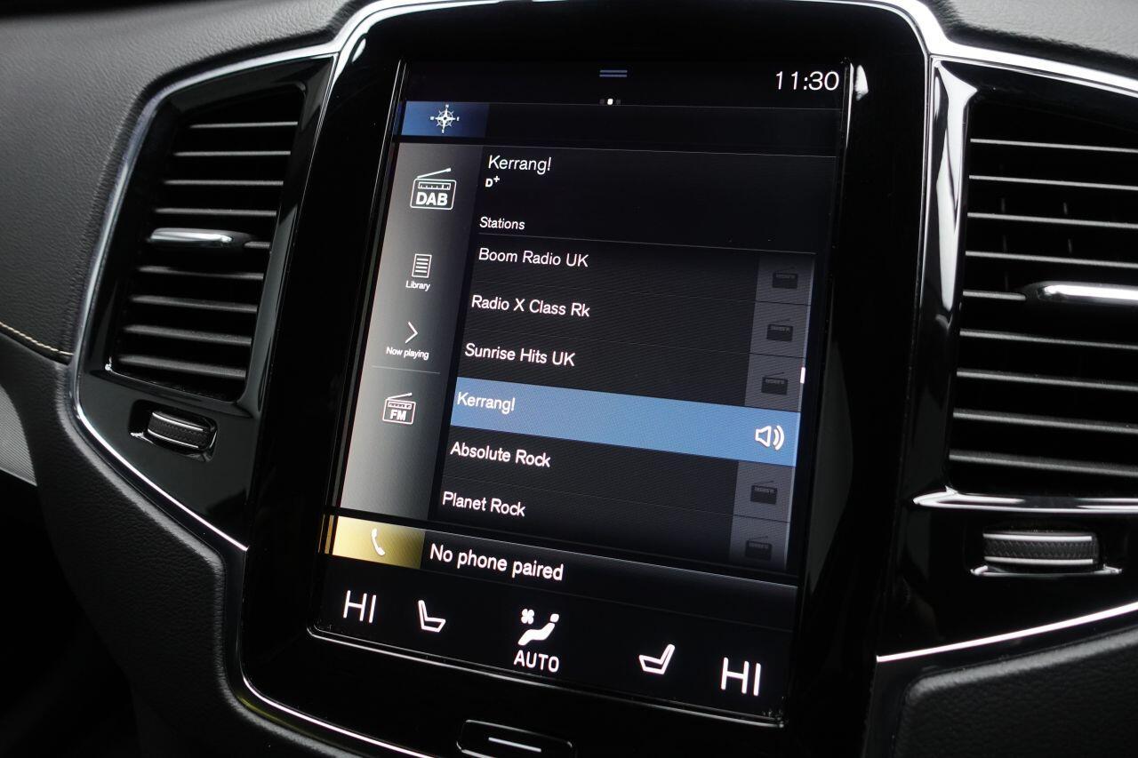 Volvo XC90 - Image 32