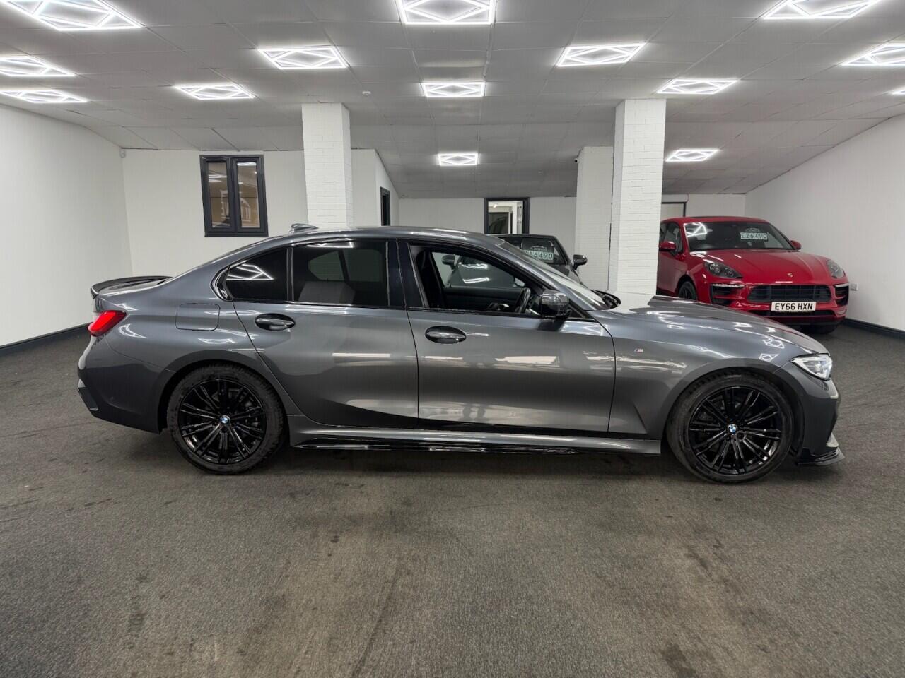 BMW 3 Series - Image 3
