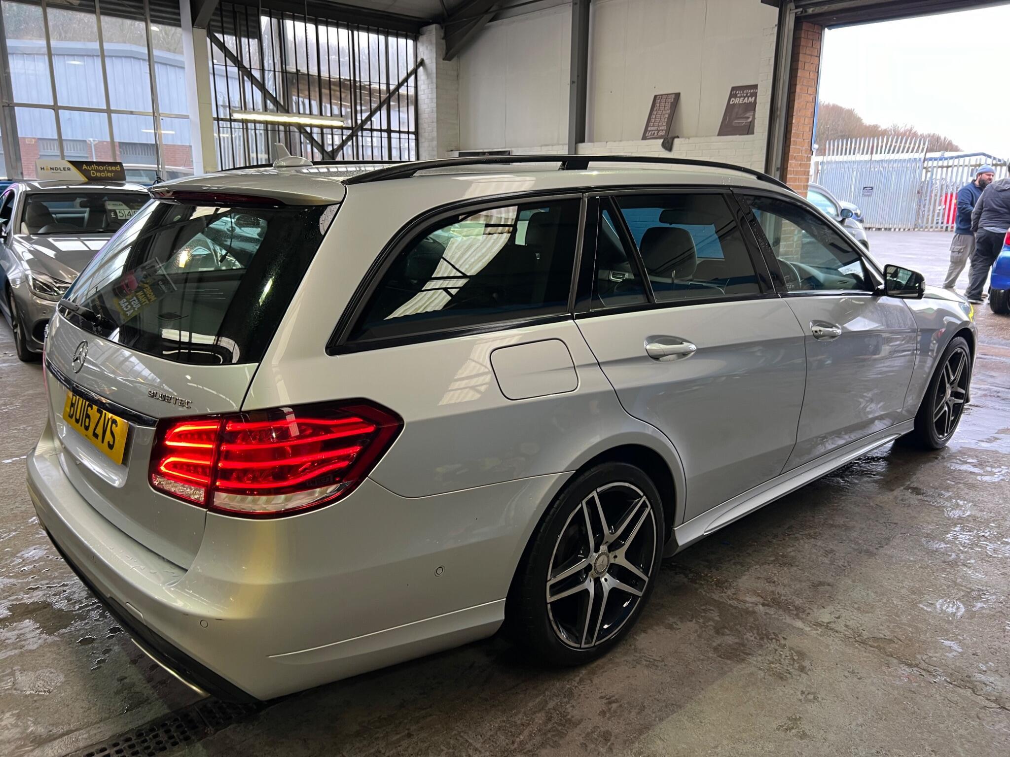 Mercedes E Class - Image 17