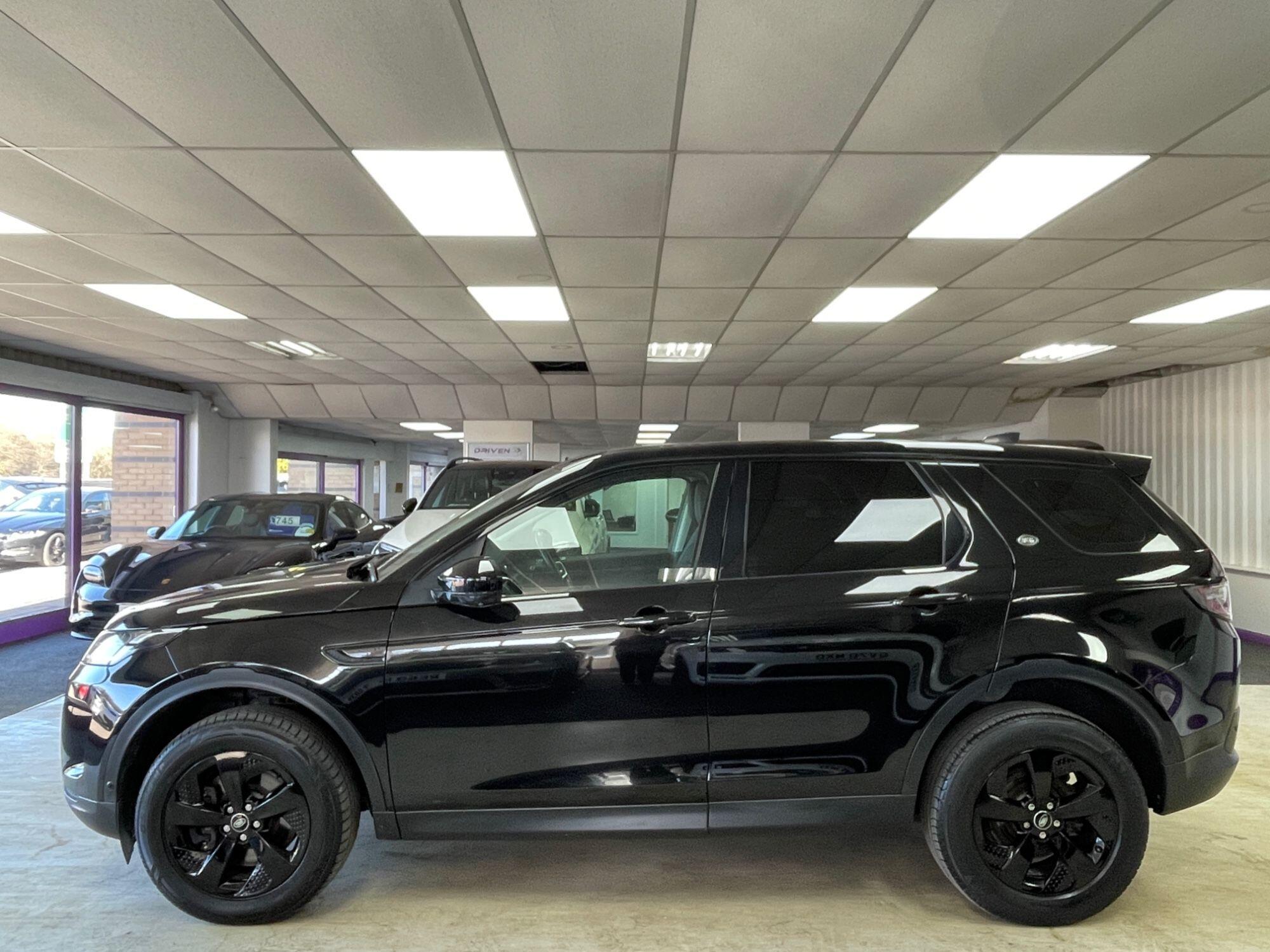 Land Rover DISCOVERY SPORT - Image 13