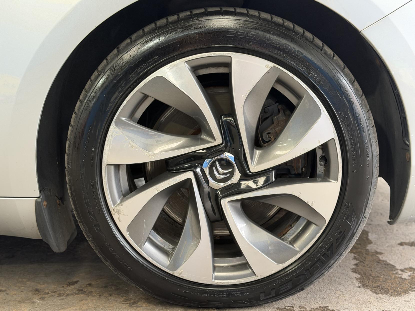 Citroen DS5 - Image 16