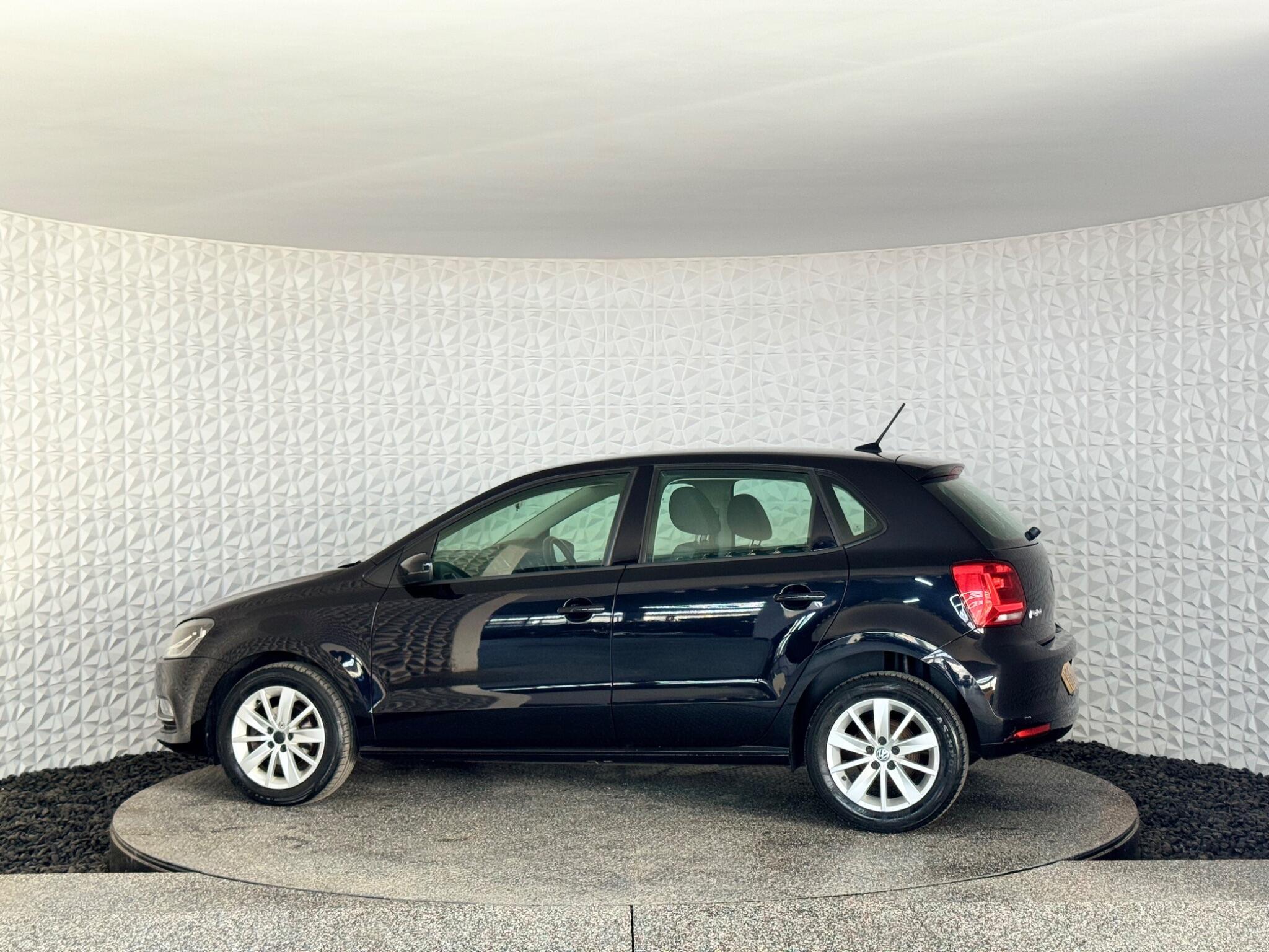 Volkswagen Polo - Image 17
