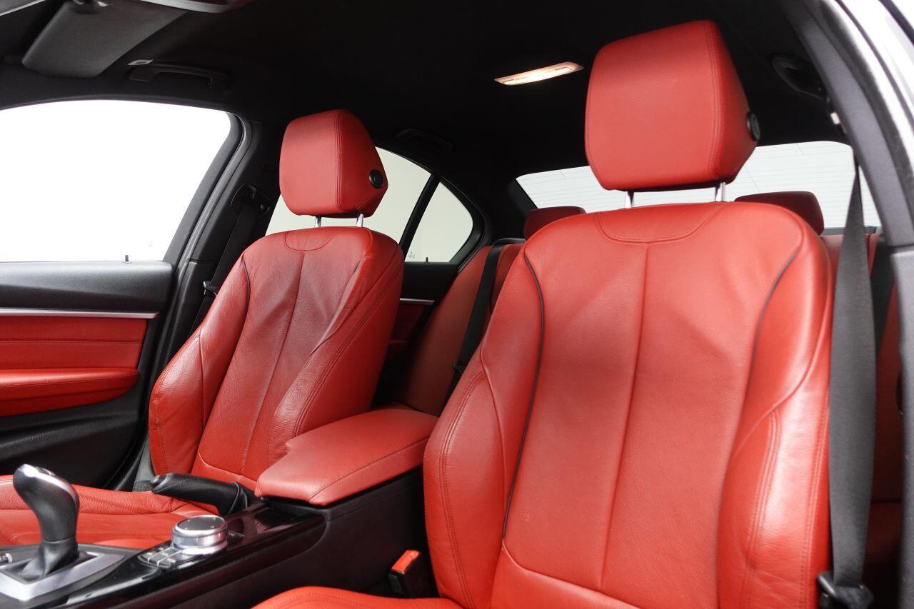 BMW 3 Series - Image 17