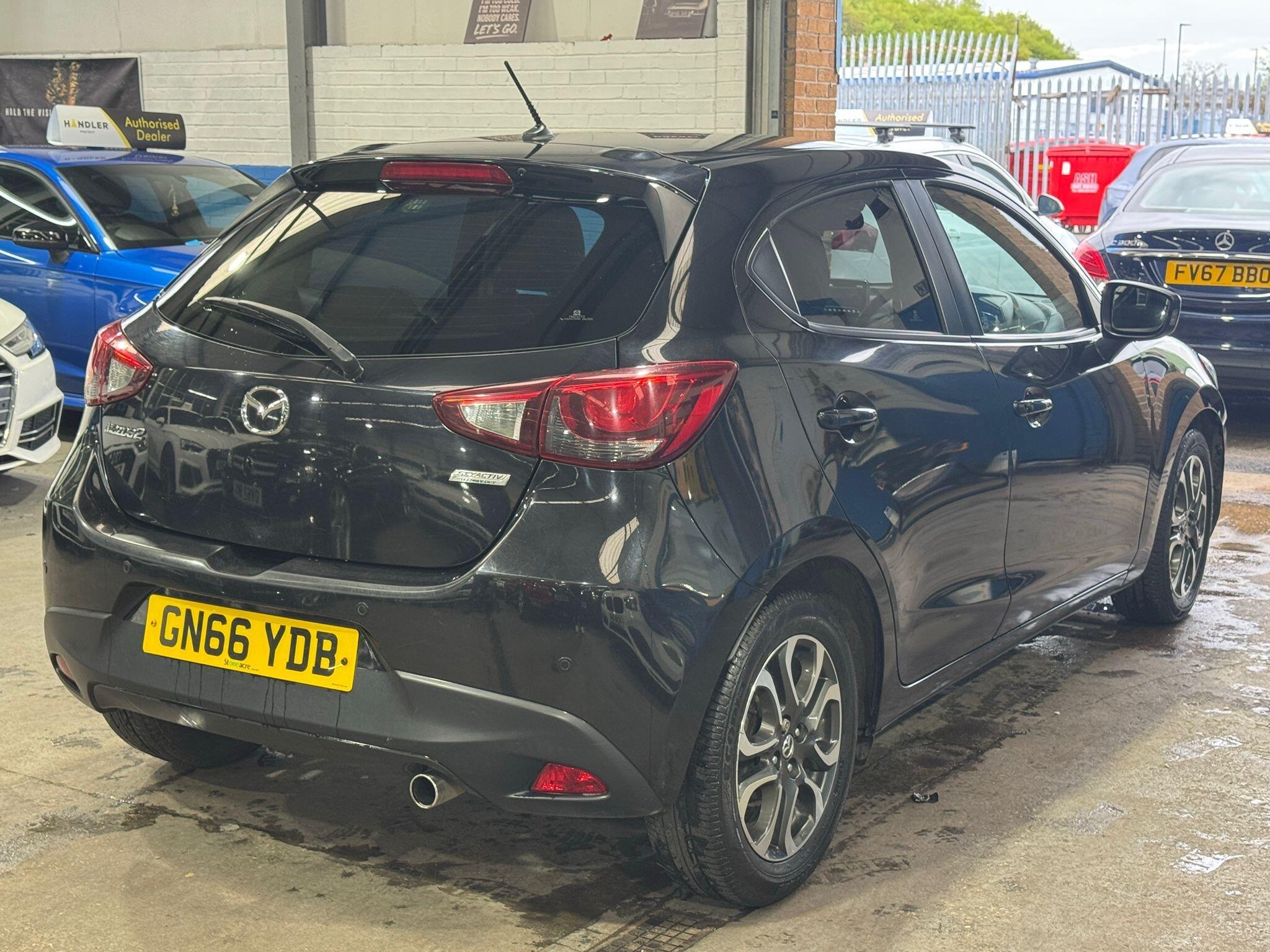 Mazda MAZDA2 - Image 4