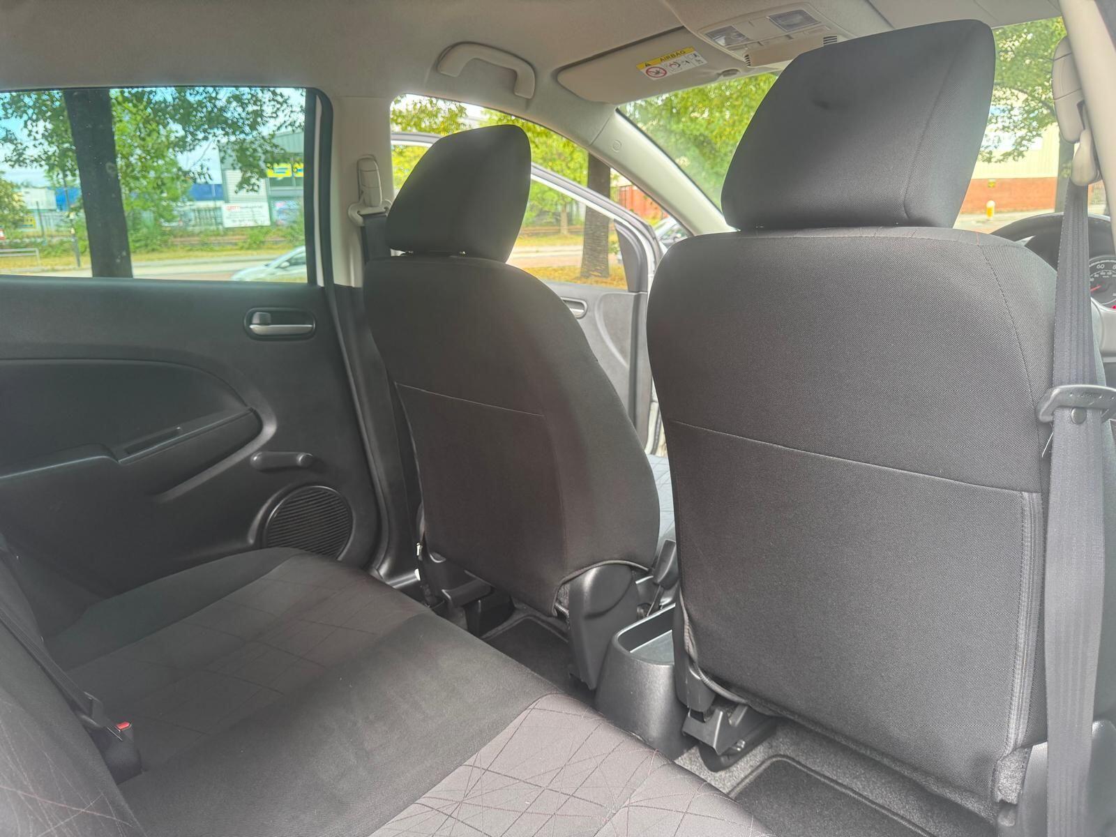 Mazda MAZDA2 - Image 18