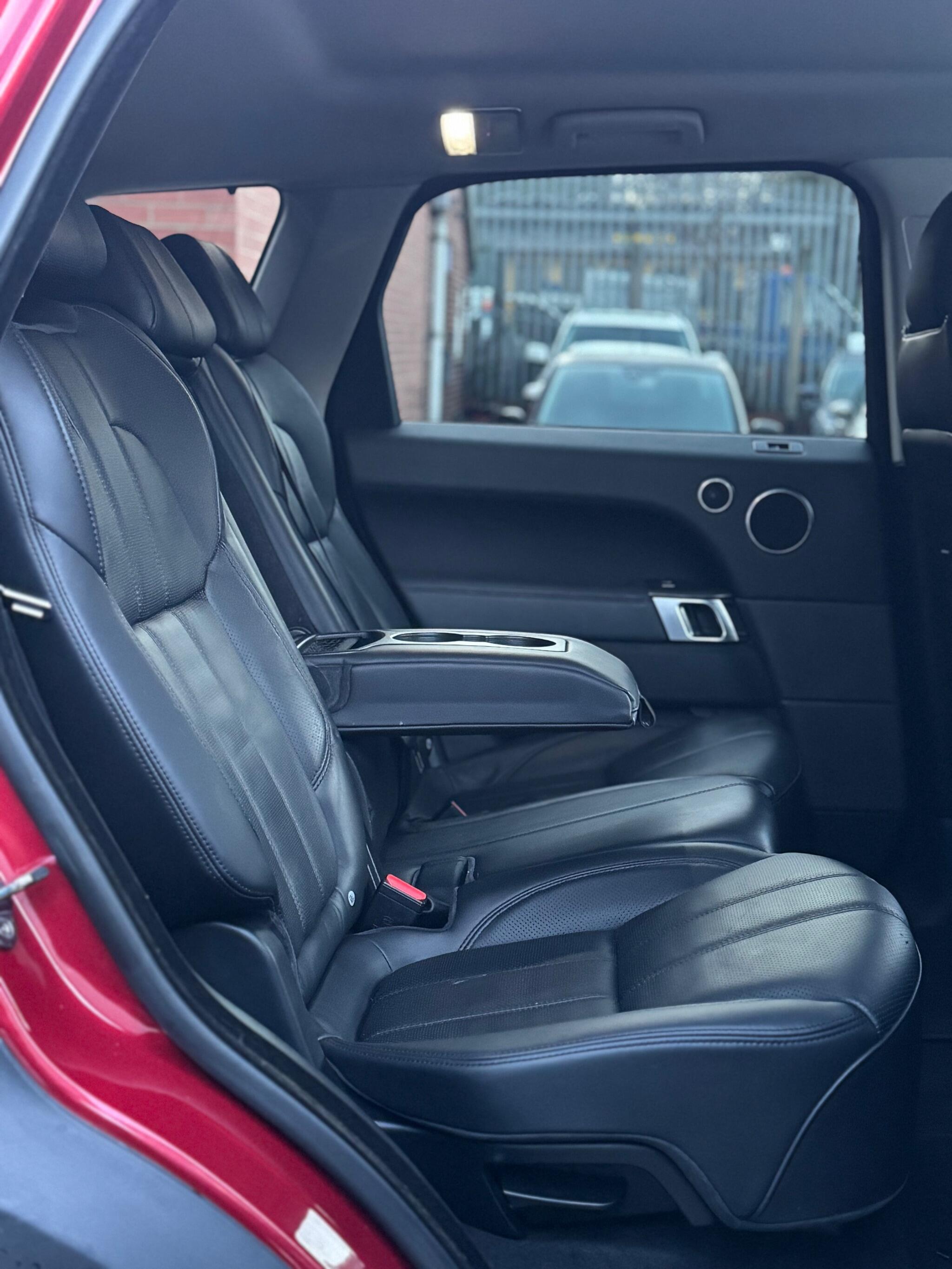 Land Rover RANGE ROVER SPORT - Image 25