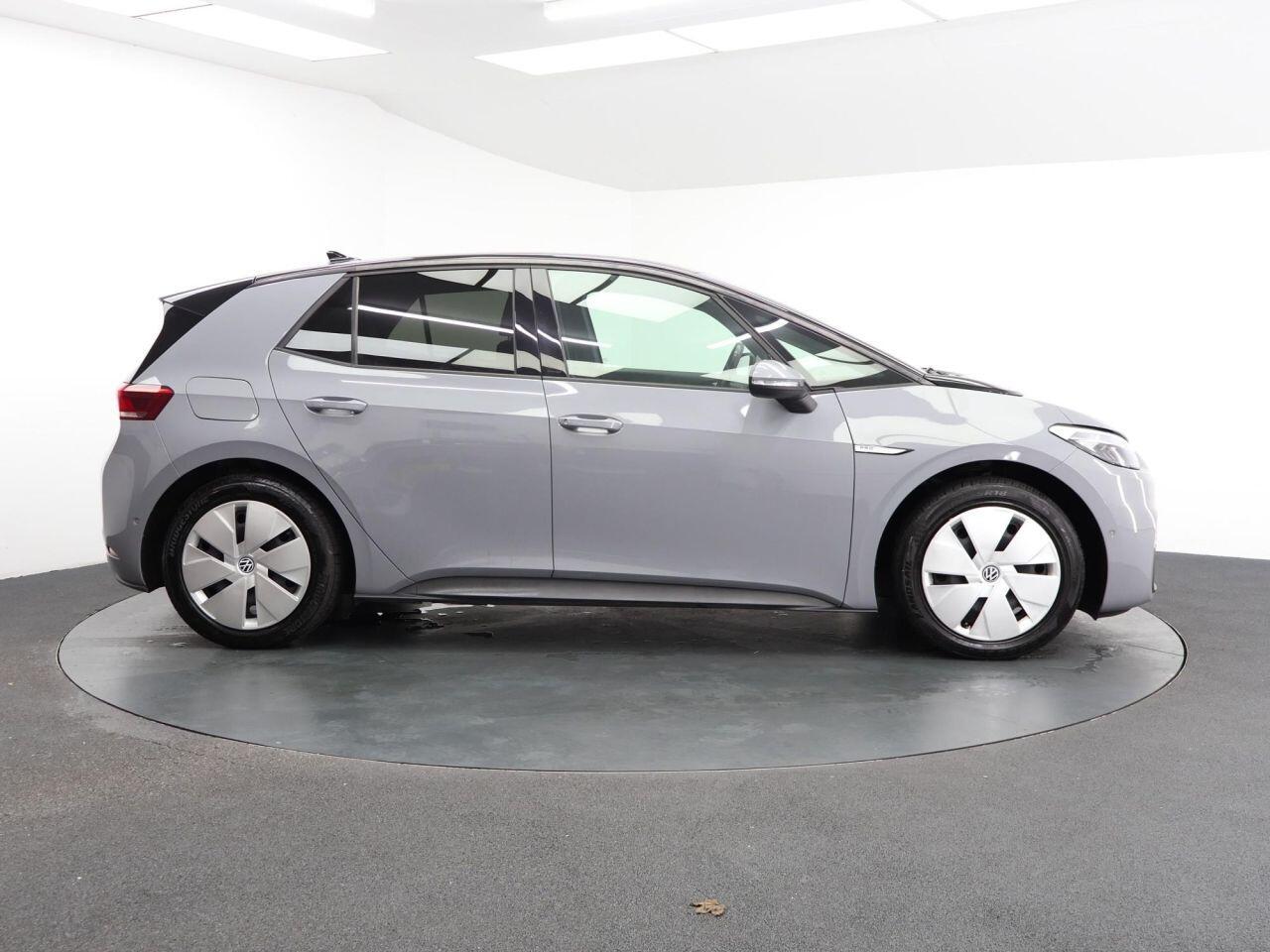 Volkswagen ID.3 - Image 14