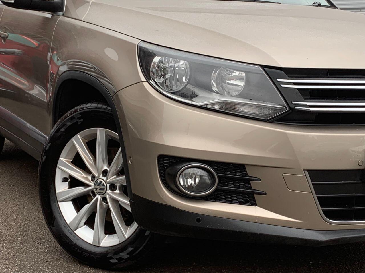 Volkswagen Tiguan - Image 8