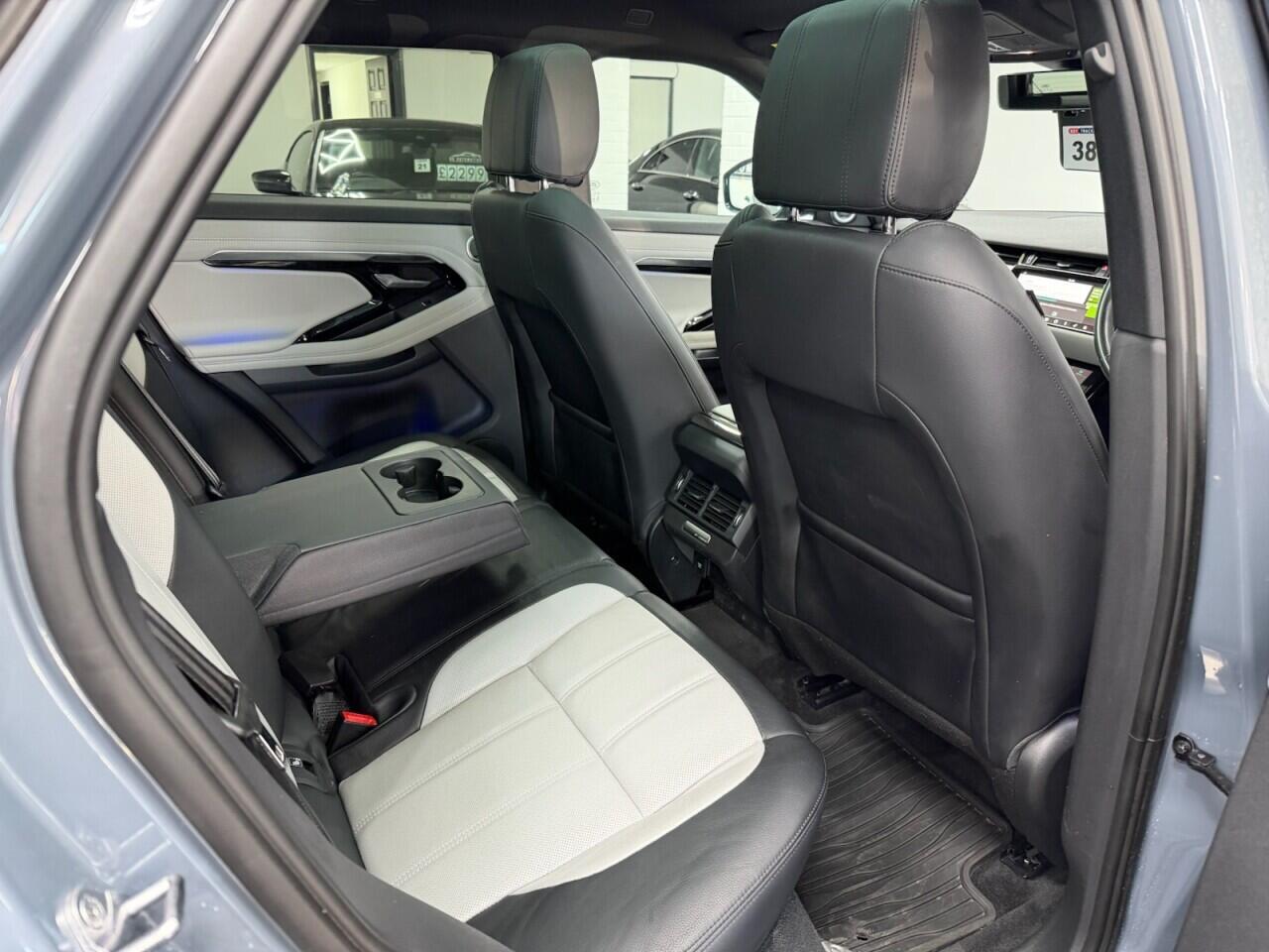 Land Rover Range Rover Evoque - Image 20