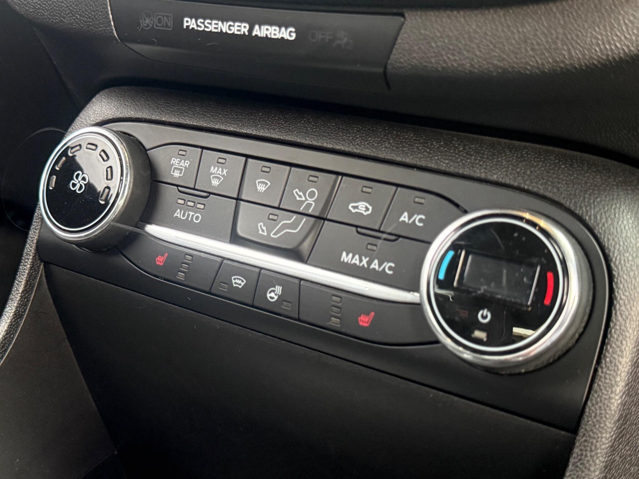 Ford Fiesta - Image 18